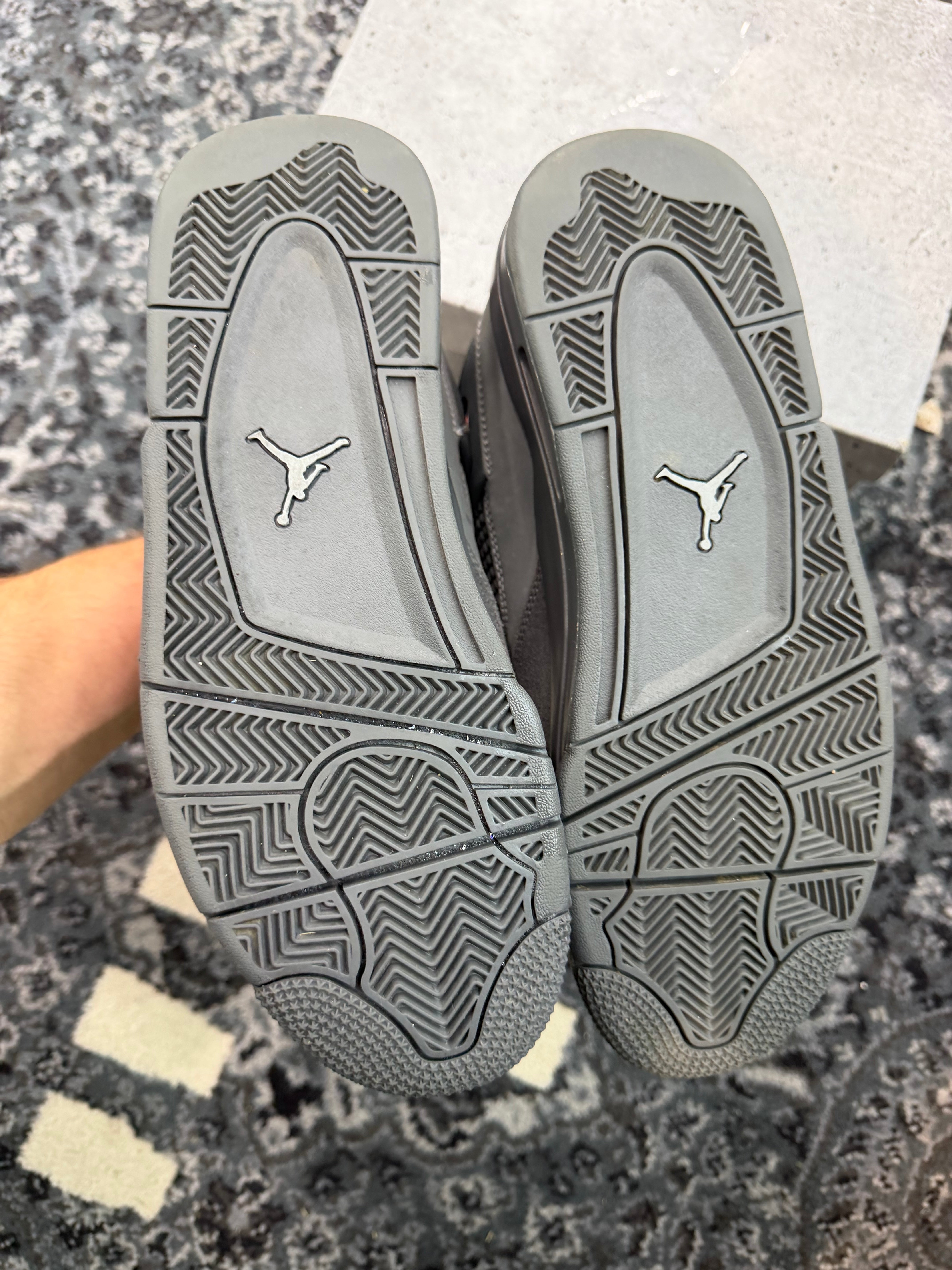 Jordan 4 “Wet Cement”