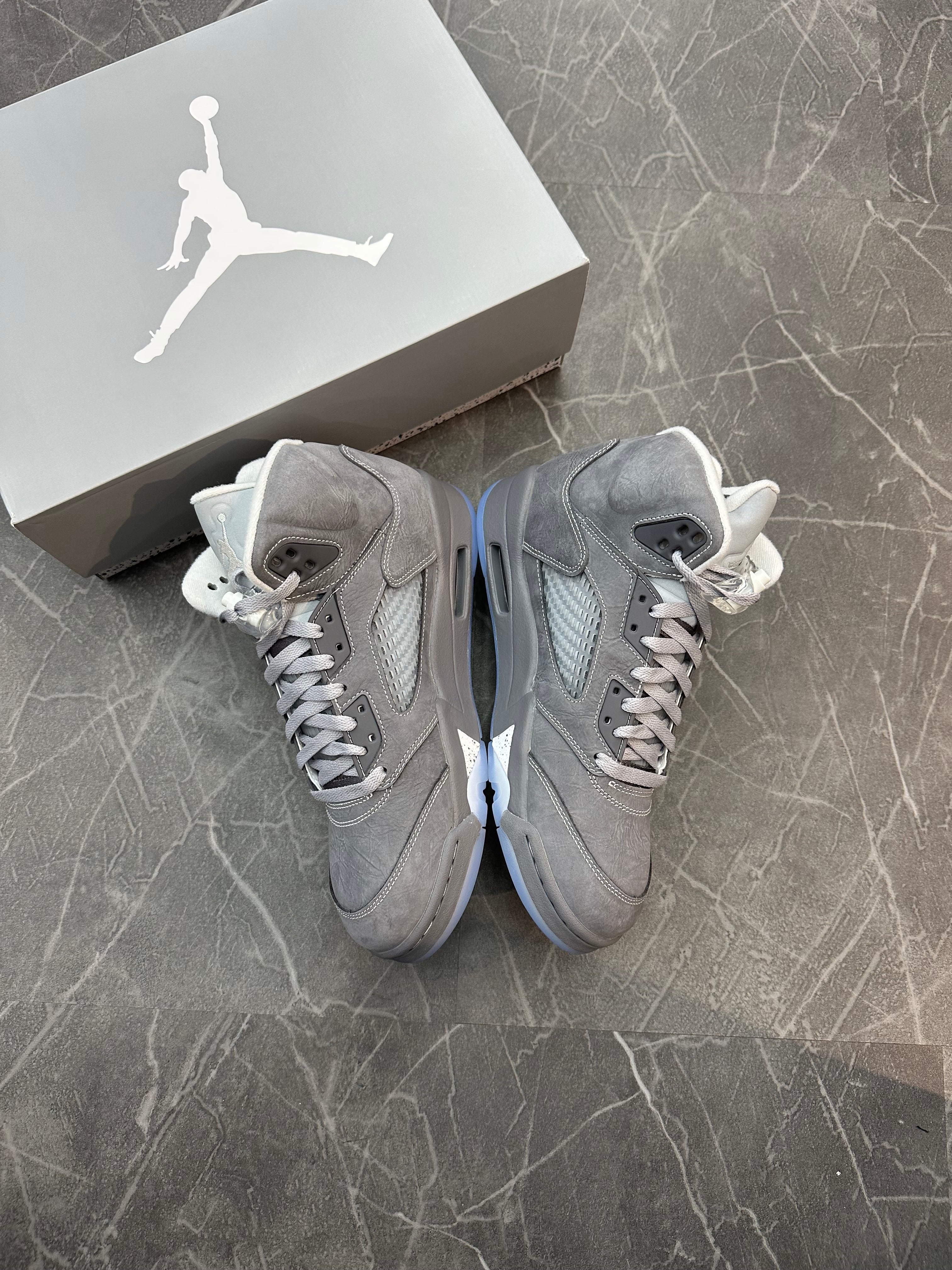Jordan 5 “Wolf Grey” (2026)