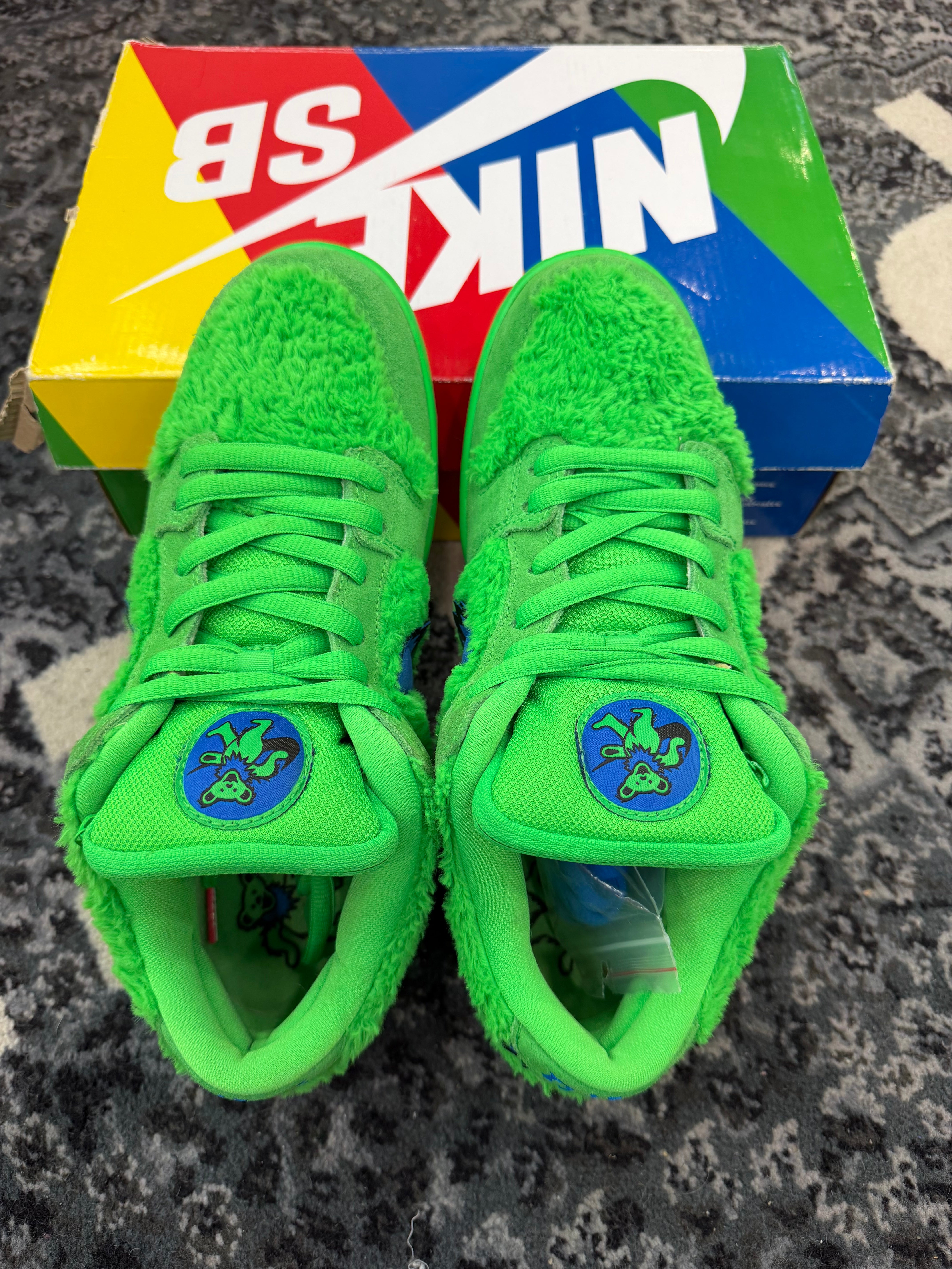 Nike Dunk Low SB x Grateful Dead “Green”