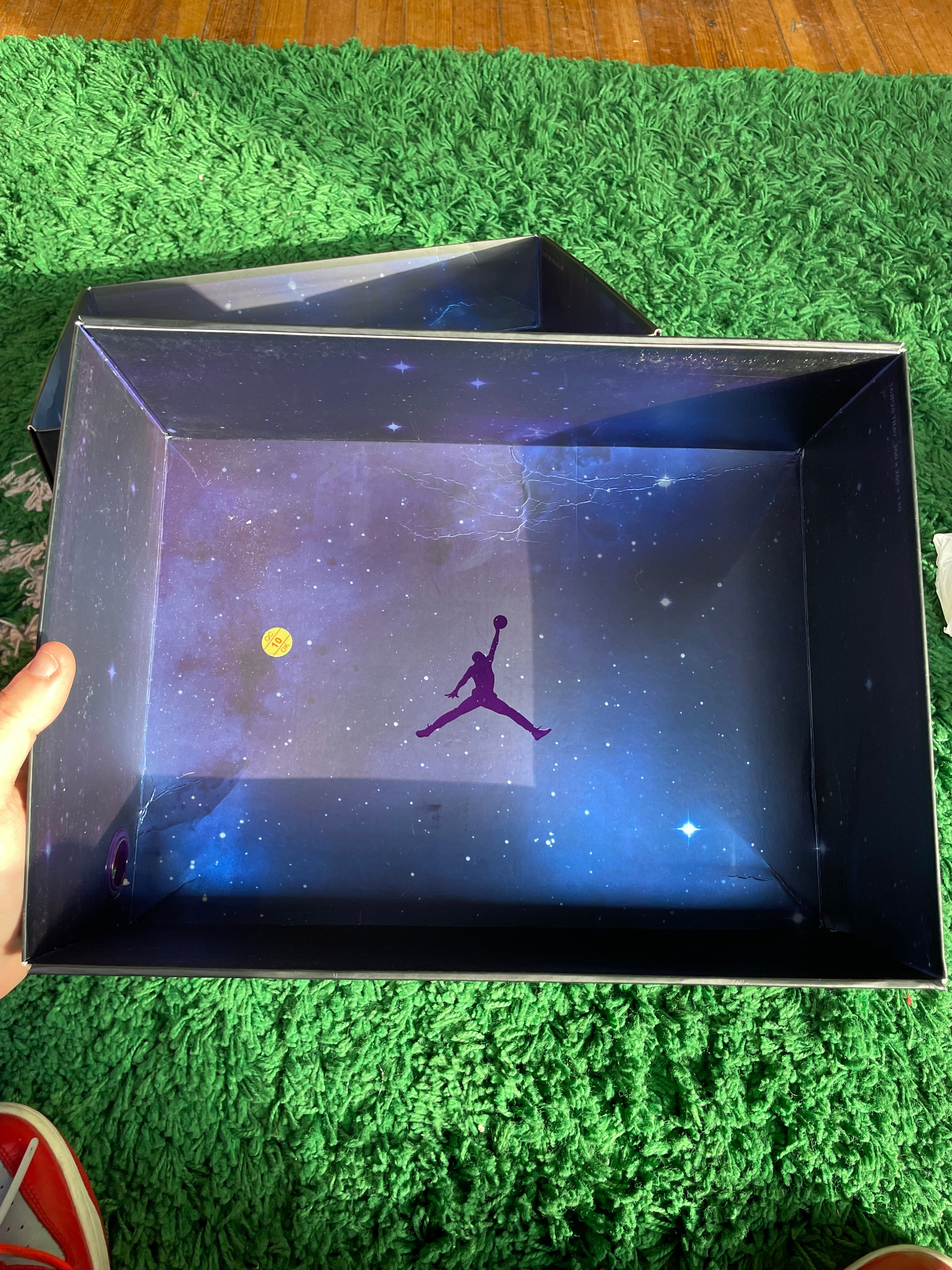 Jordan 11 “Space Jam” (2018)