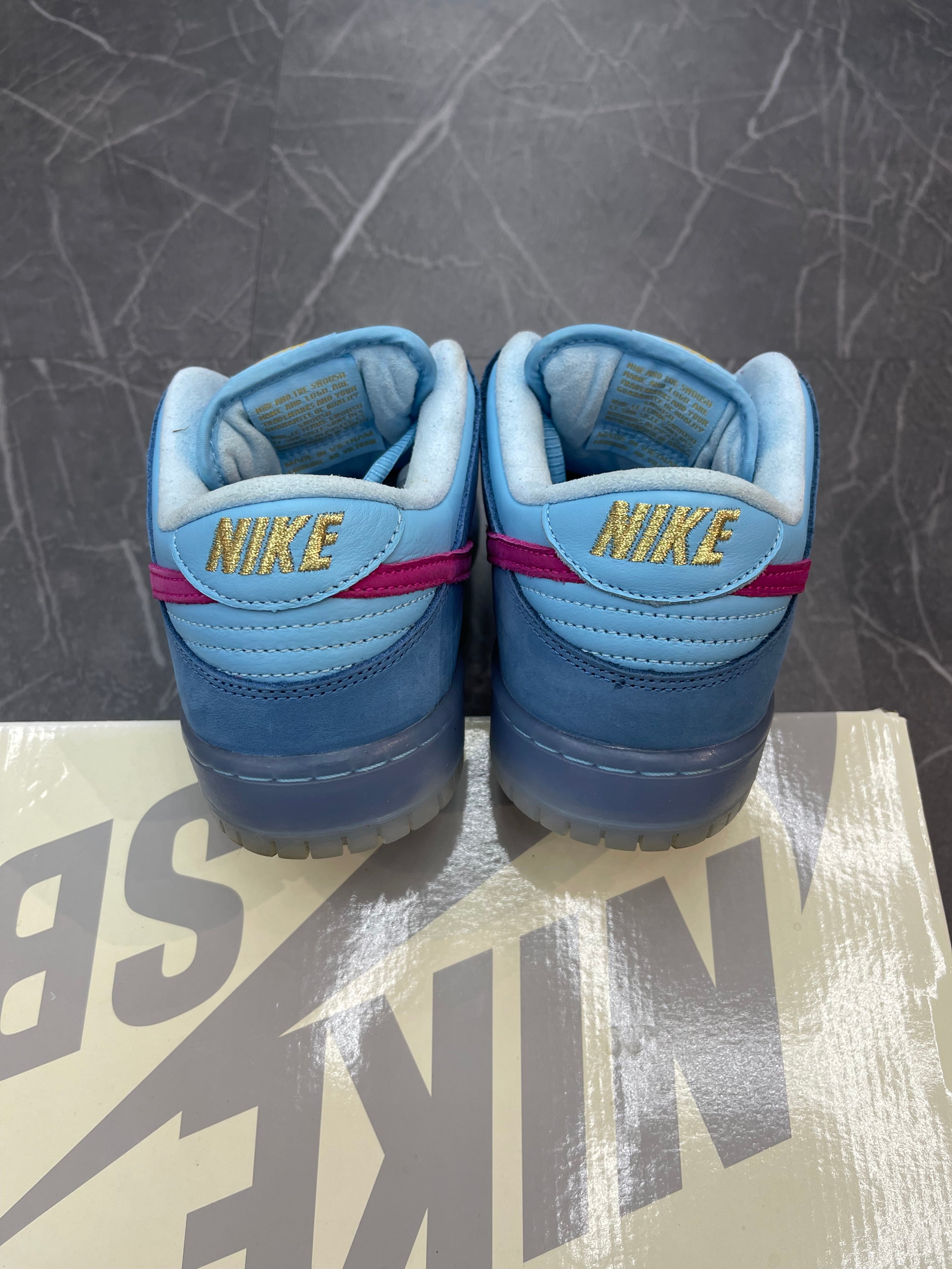 Nike SB Dunk Low “Run The Jewels”