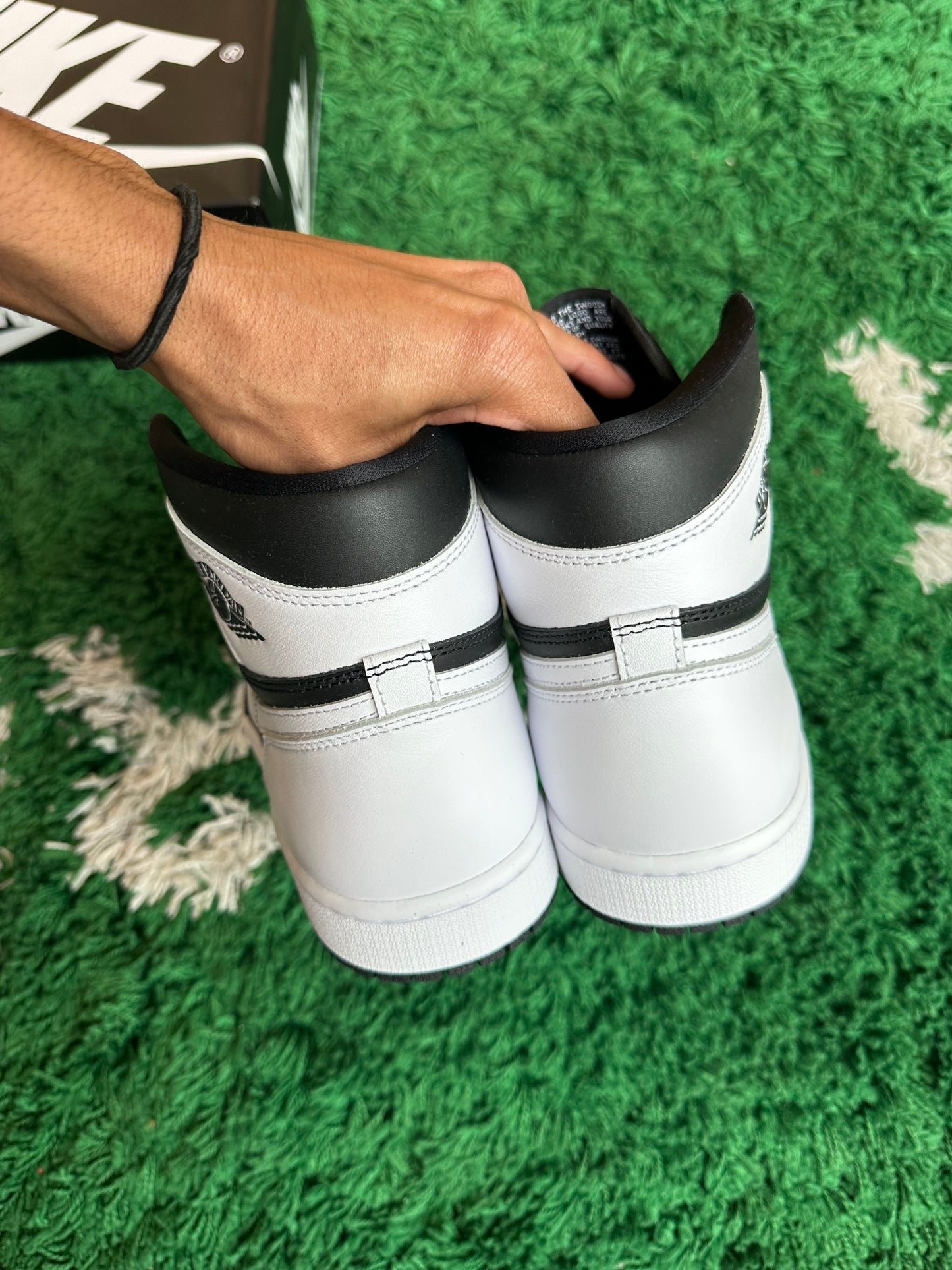 Jordan 1 High “Black White”