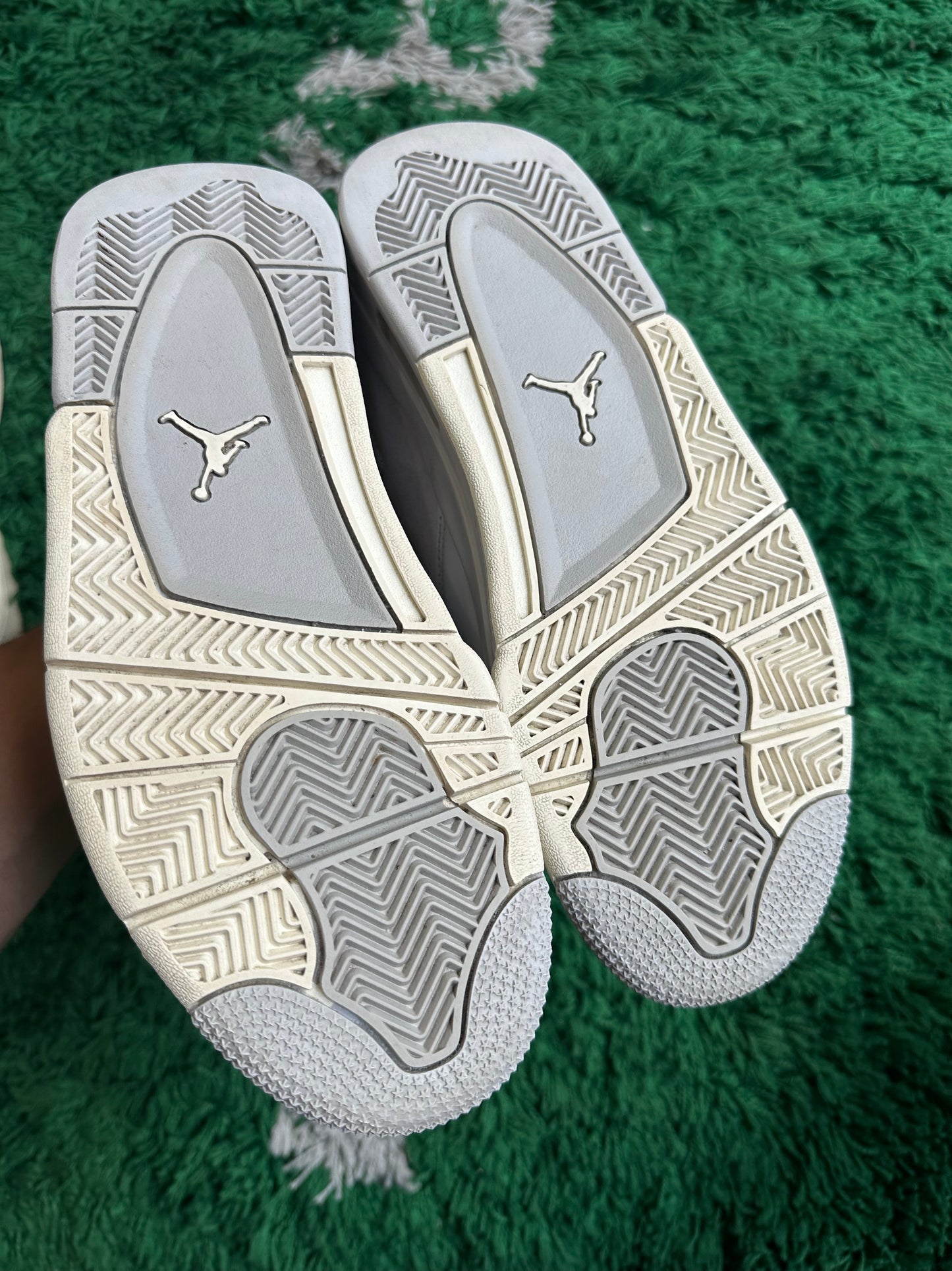 Jordan 4 “Frozen Moments”