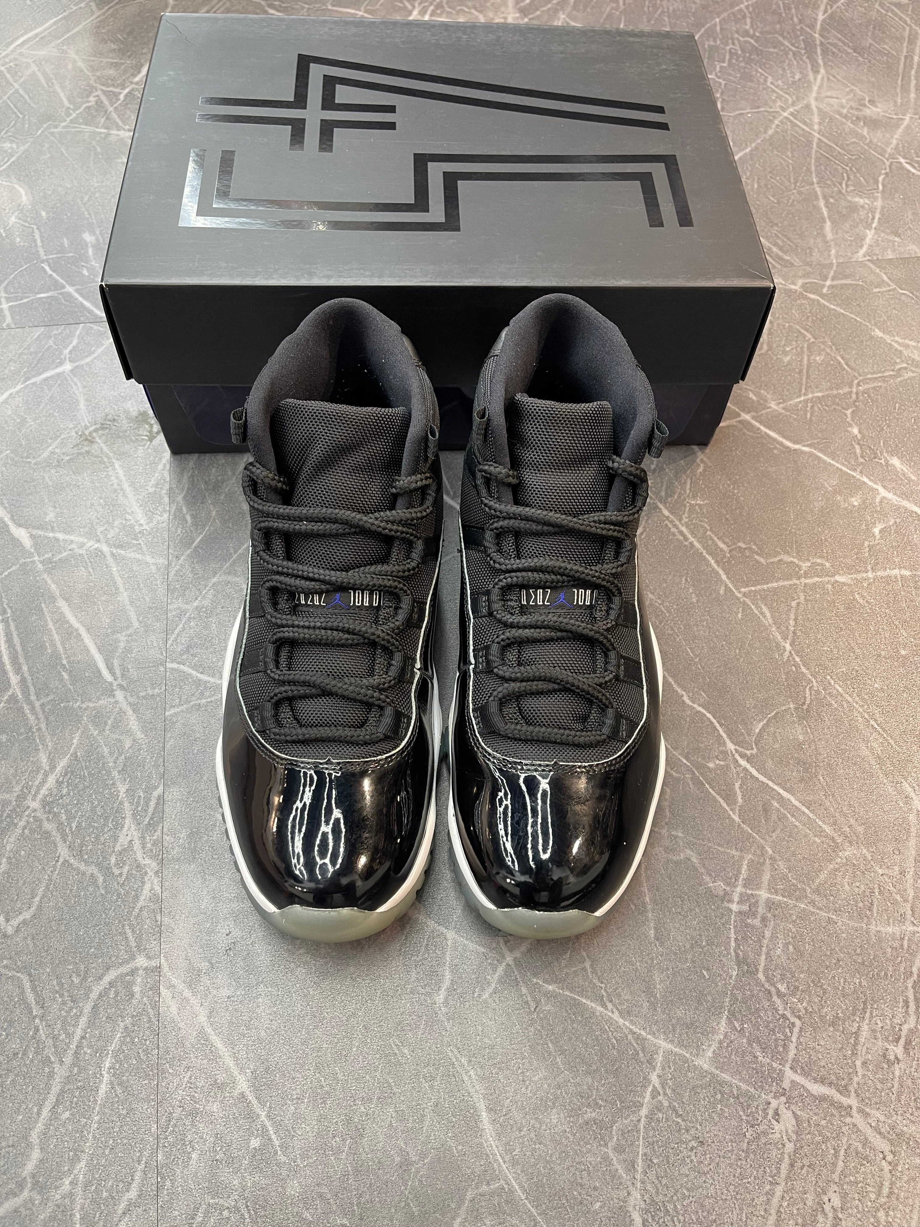 Jordan 11 “Space Jam”