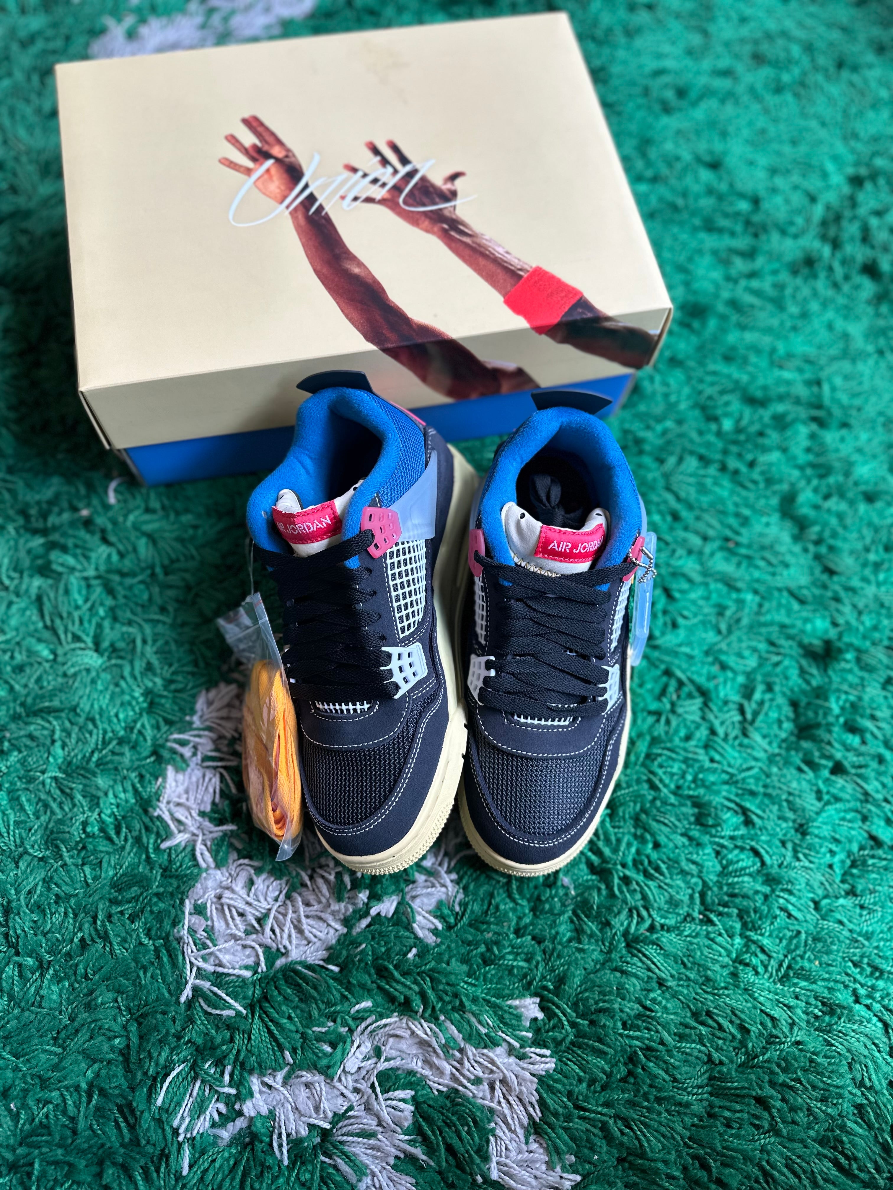 Union Jordan 4 “Off Noir”