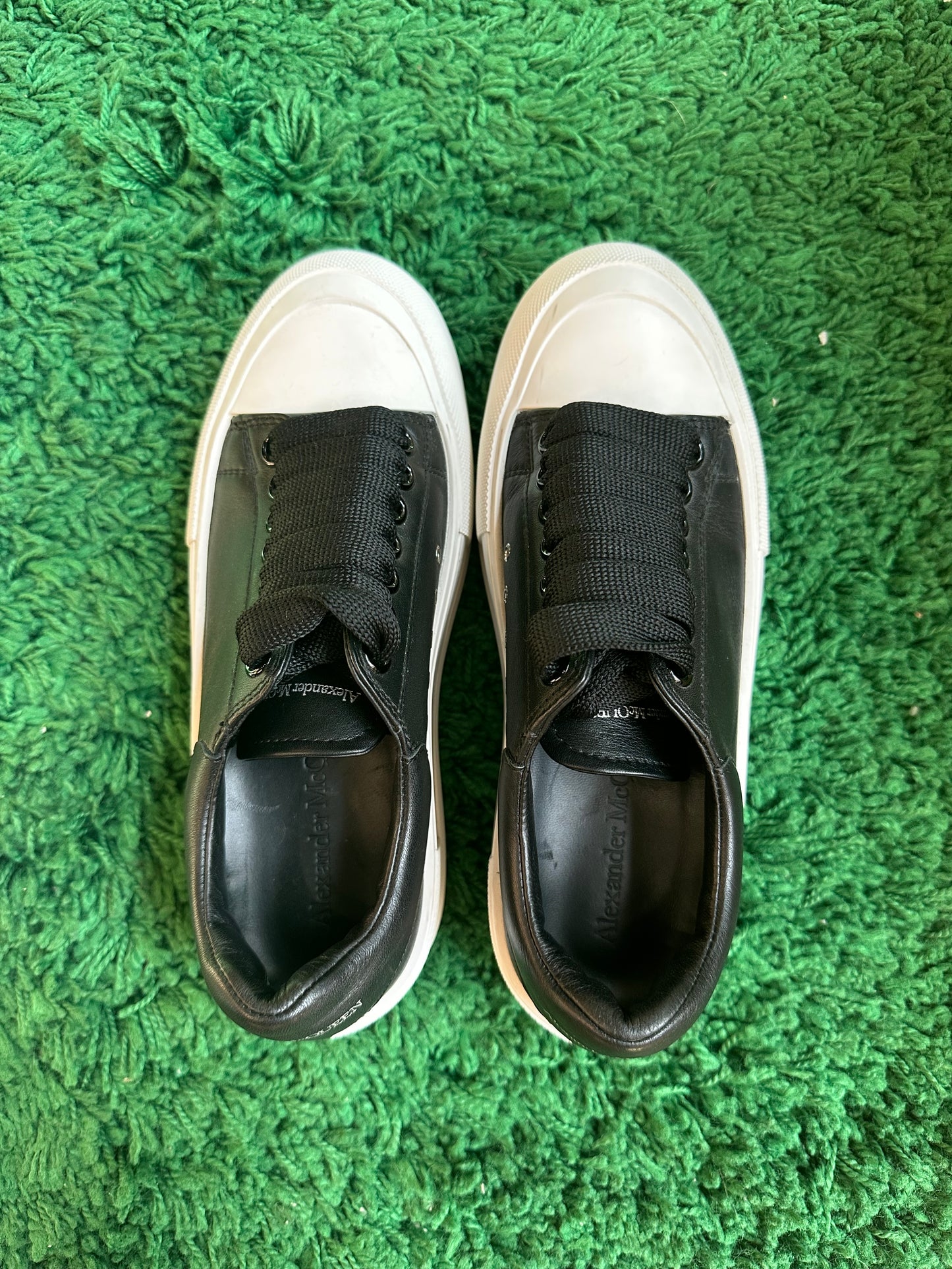 Alexander Mcqueen Low “Black White”