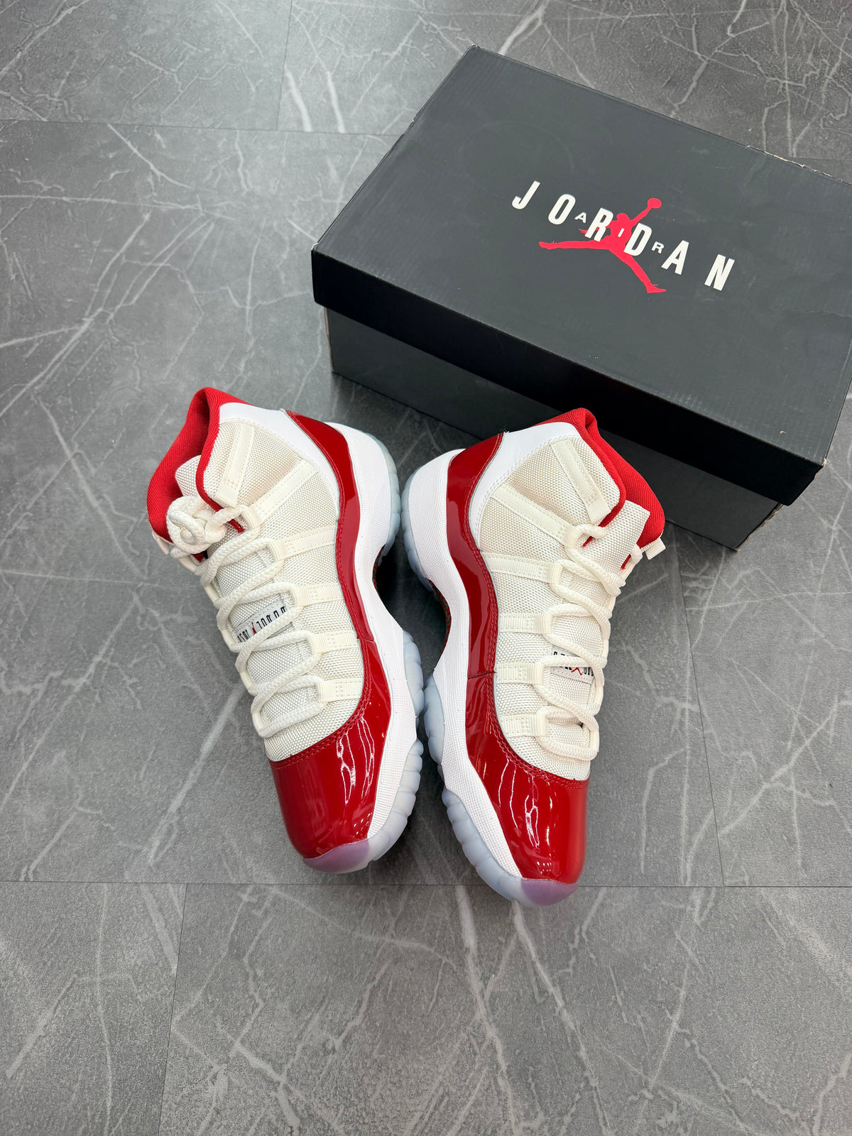 Jordan 11 Retro Cherry (2022) (GS)