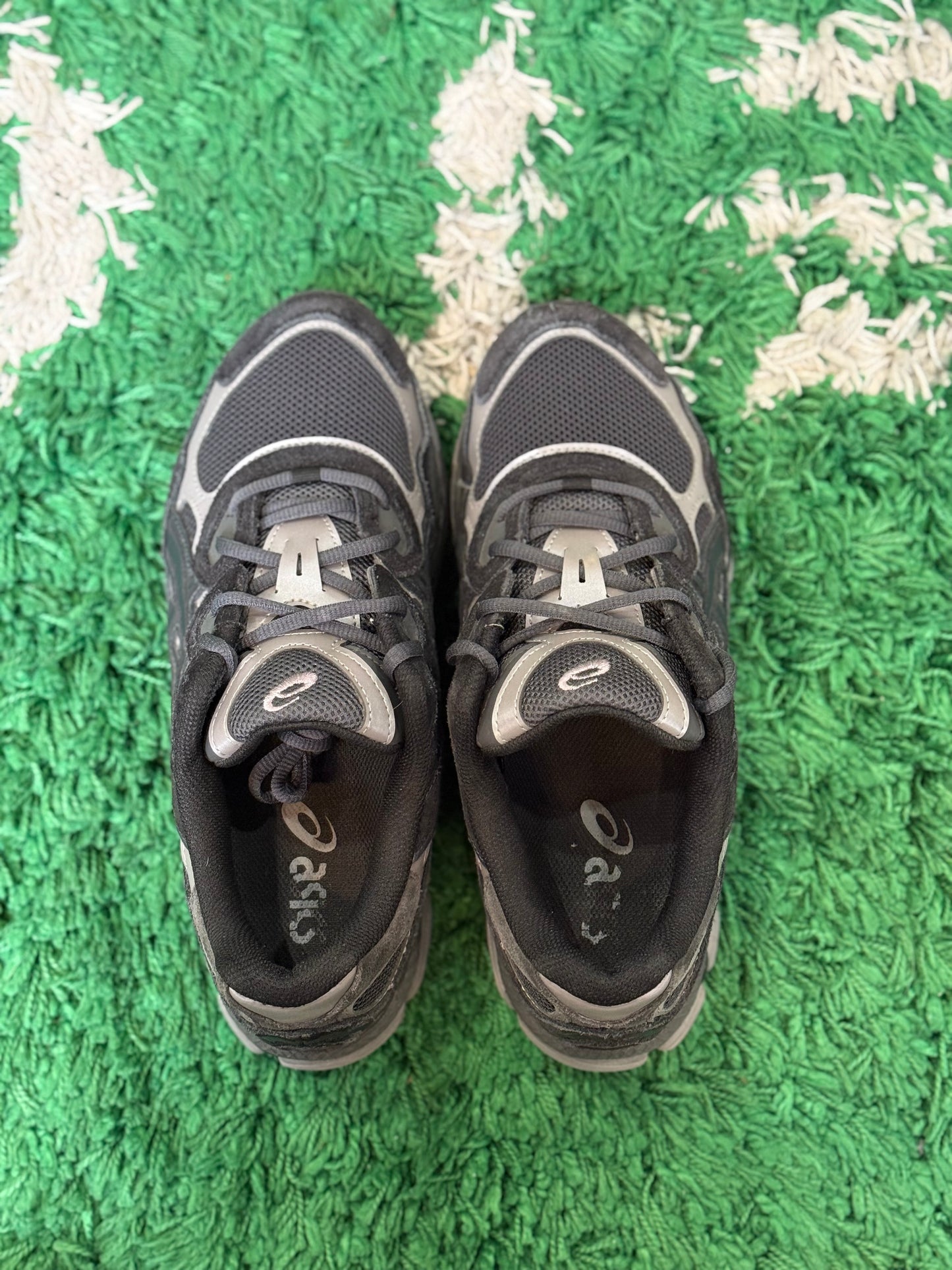 ASICS Gel-NYC “Graphite Grey Black”