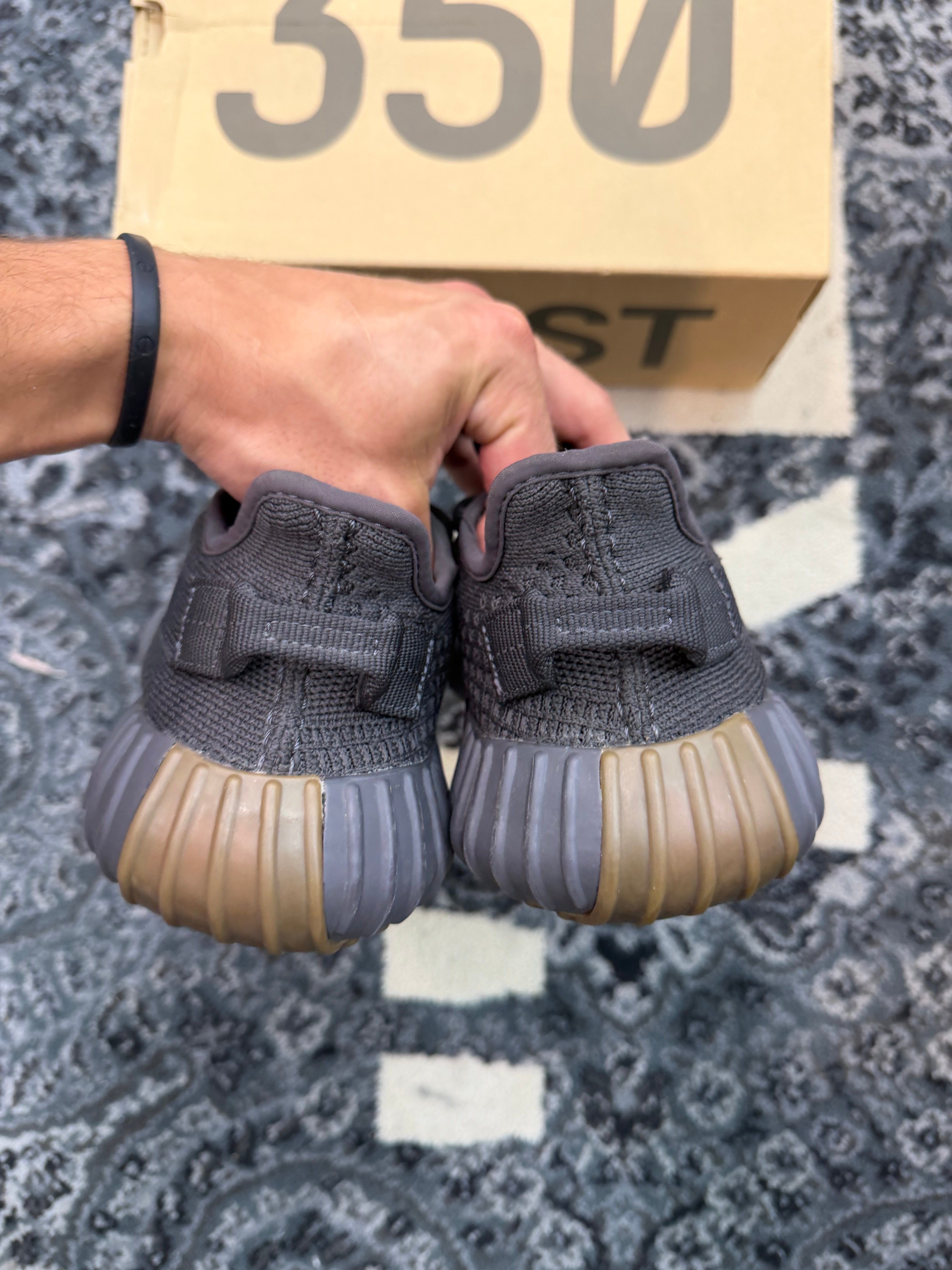 Yeezy 350 “Cinder”