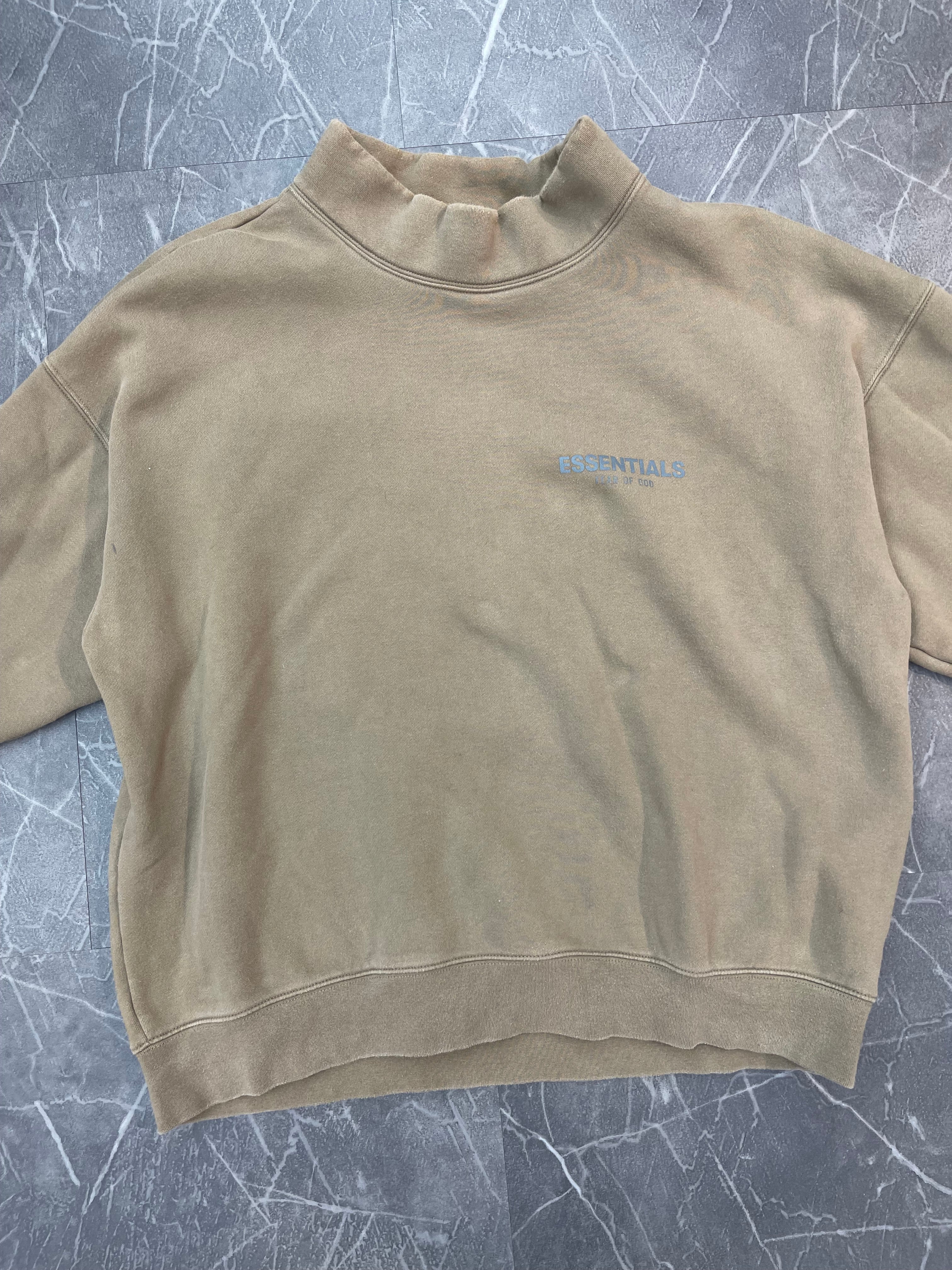 Essentials Mockneck Pullover Oak