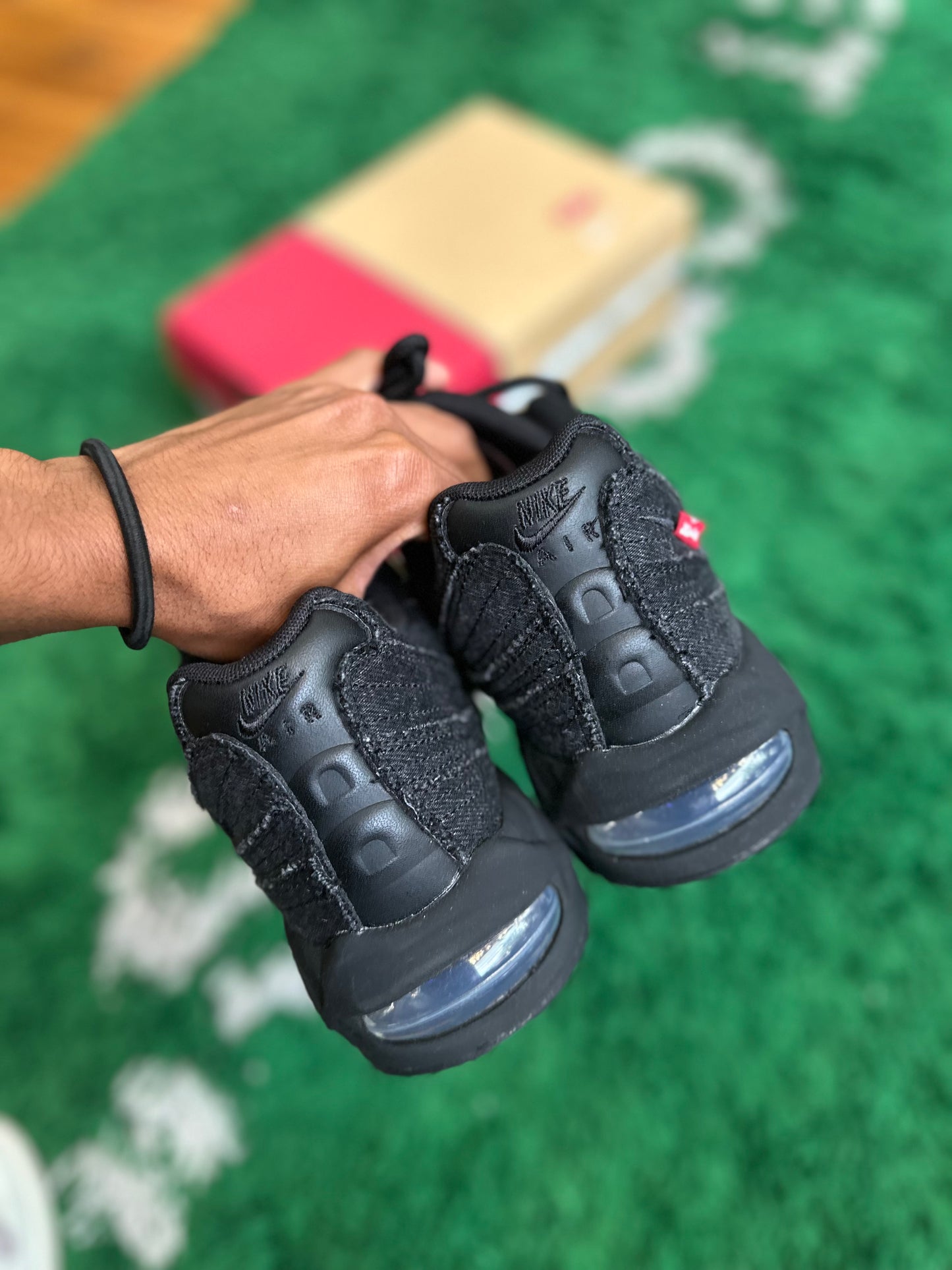 Nike Air Max 95 x Levi’s Black