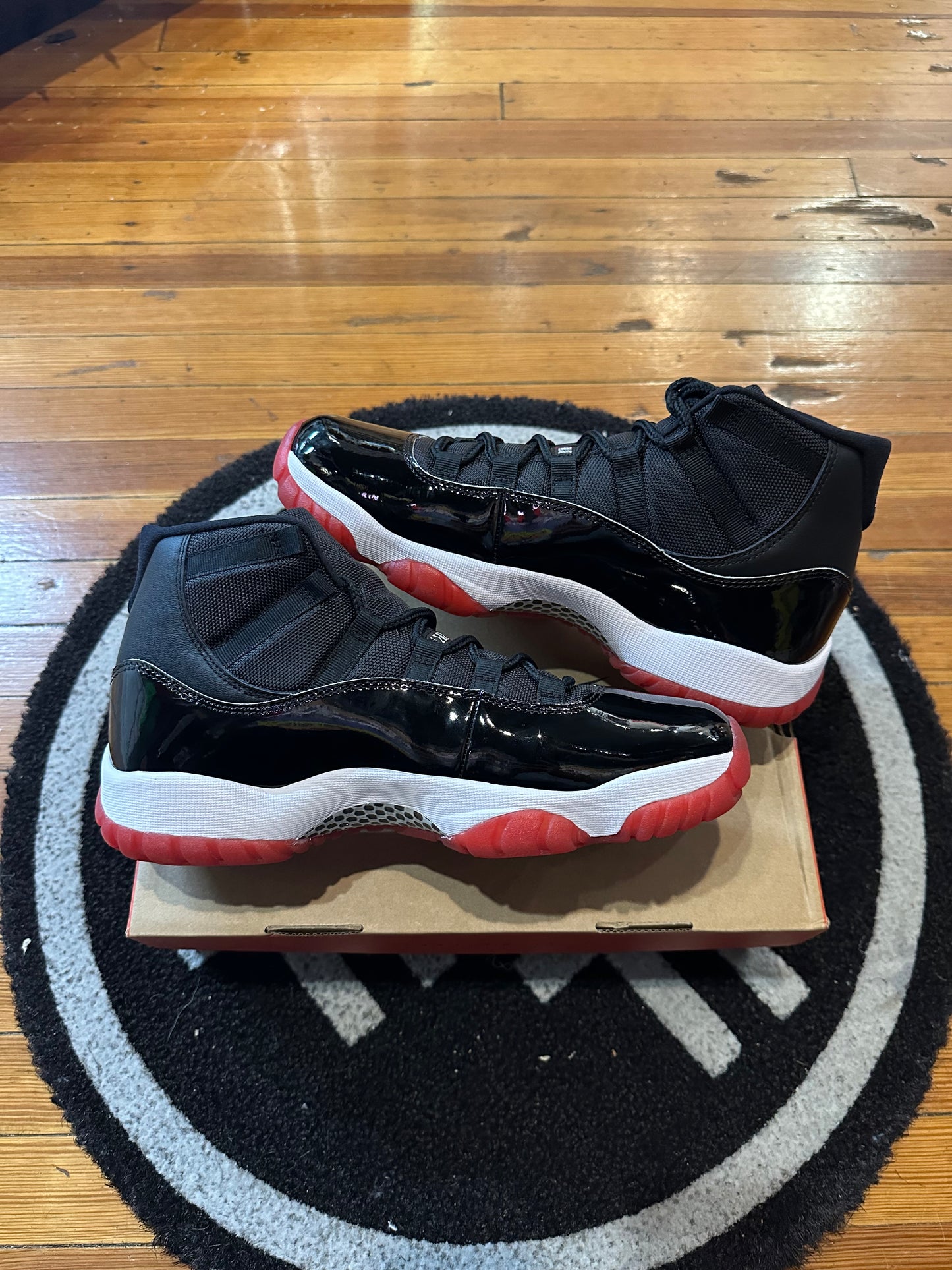 Jordan 11 “Bred”