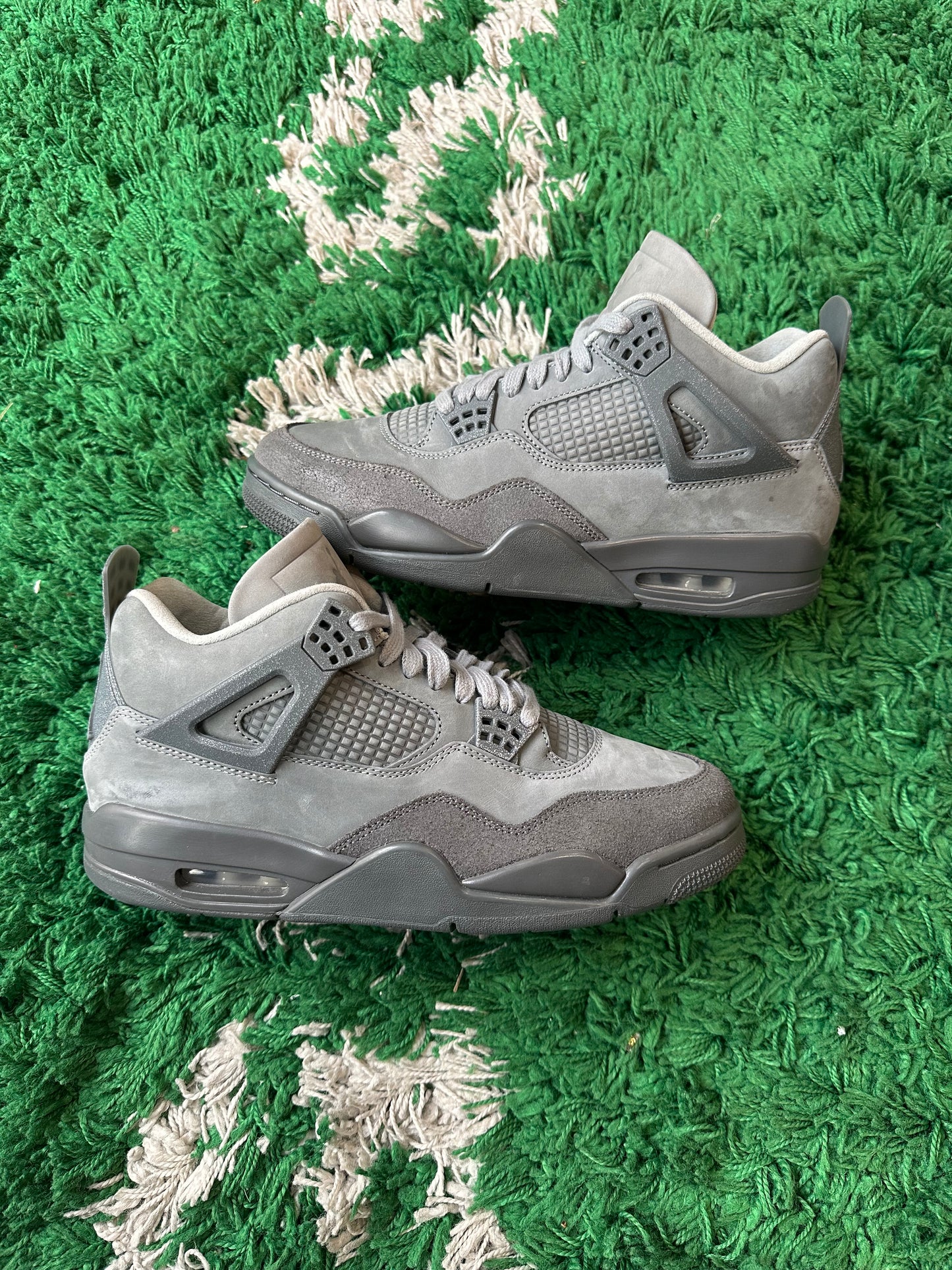 Jordan 4 “Wet Cement”