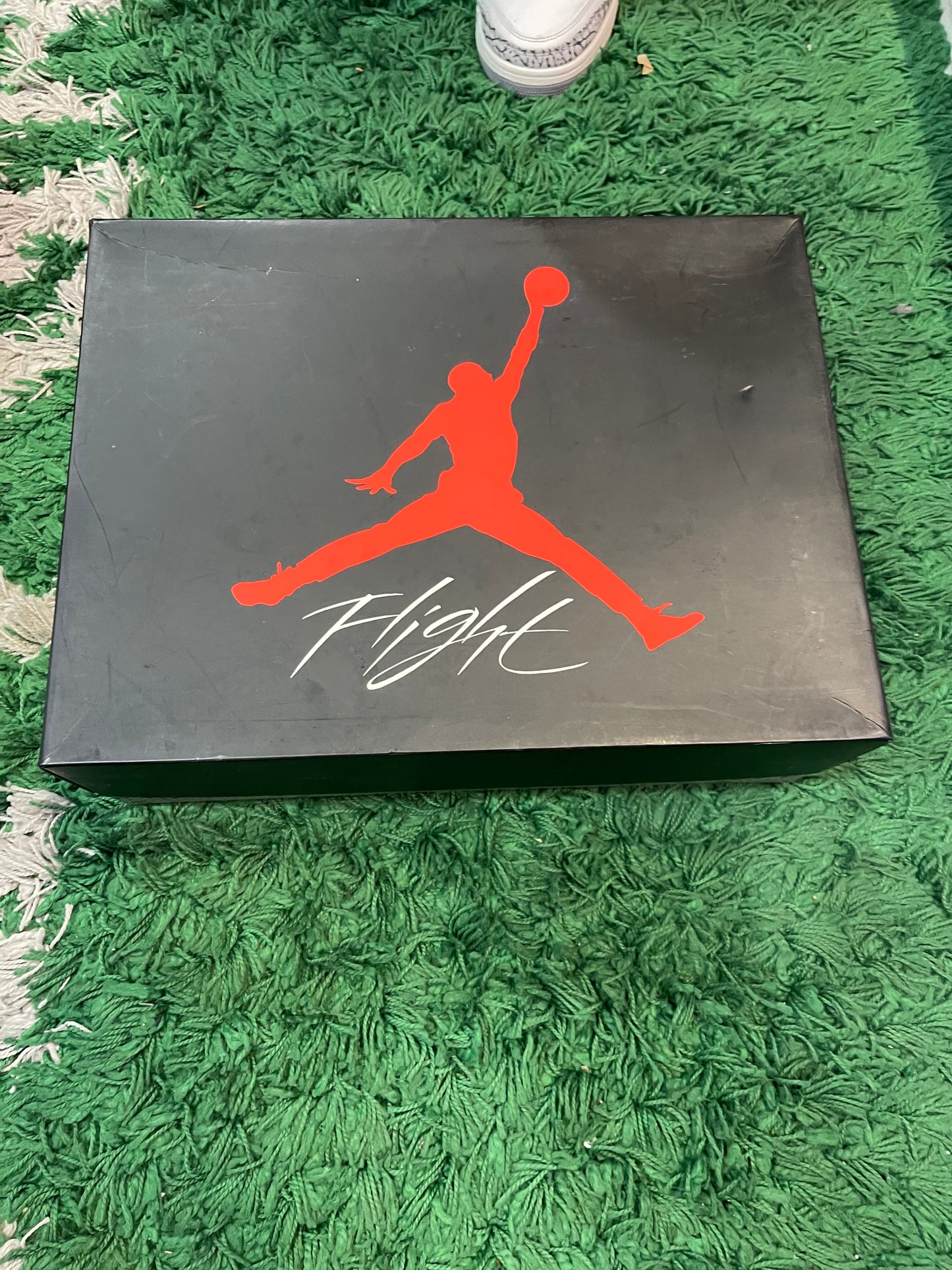 Jordan 4 “Red Thunder”