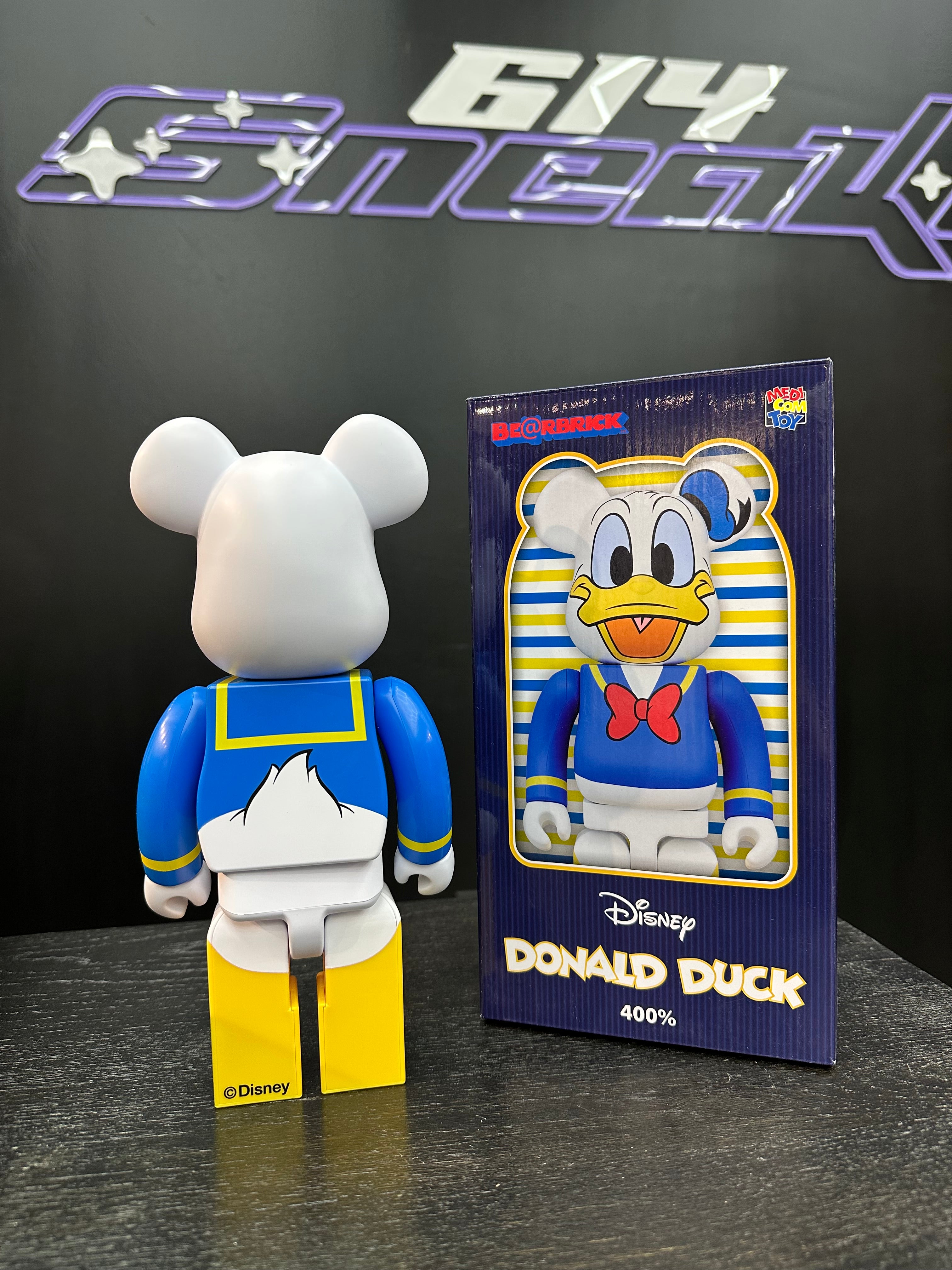 BearBrick 400% “Donald Duck”