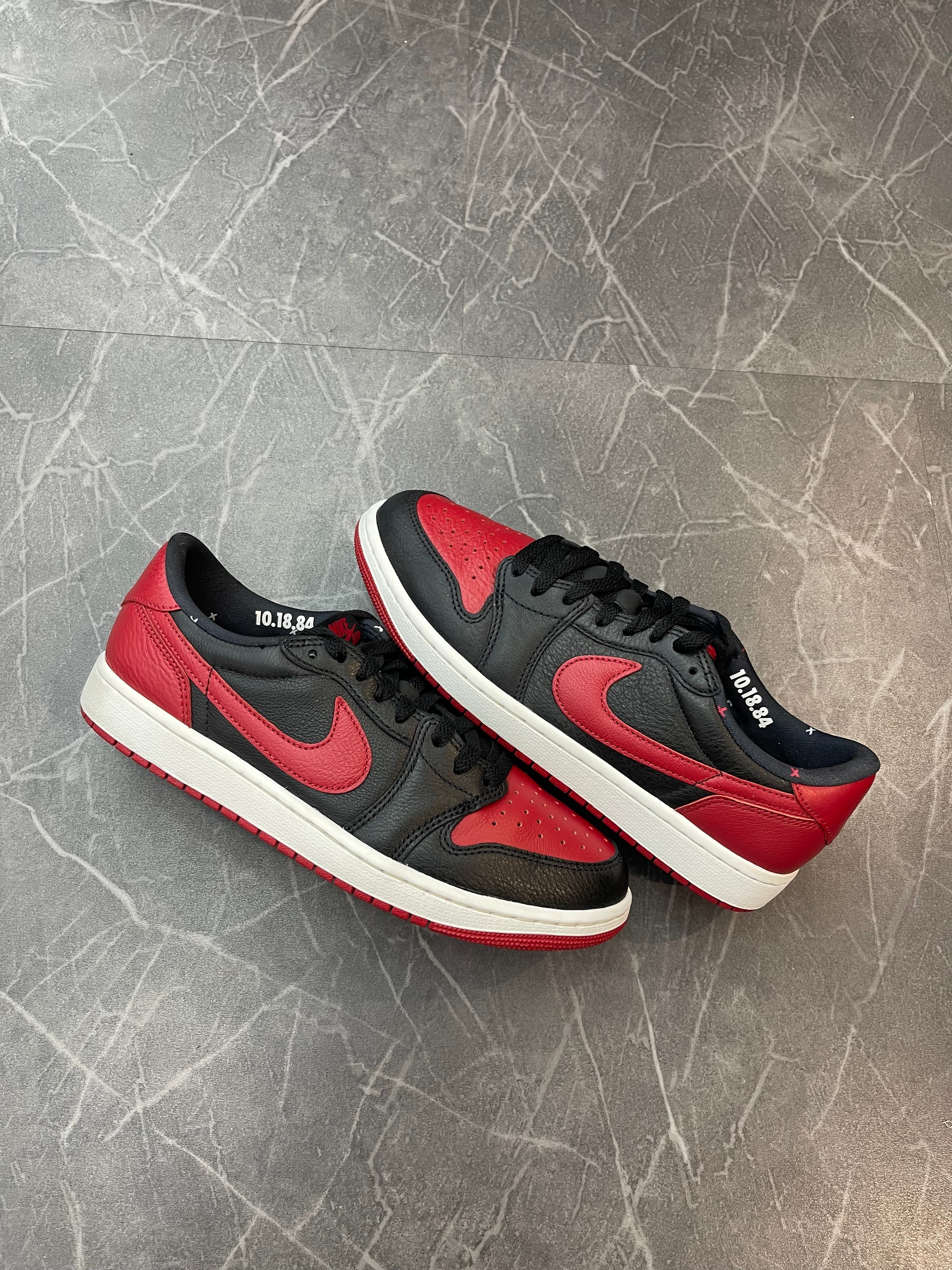 Jordan 1 Low “Banned”