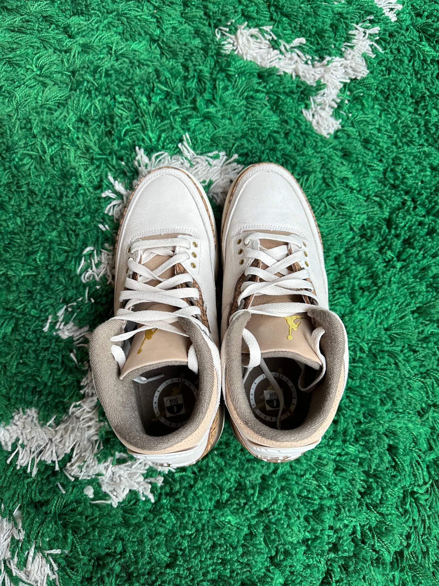 Jordan 3 “Palomino”