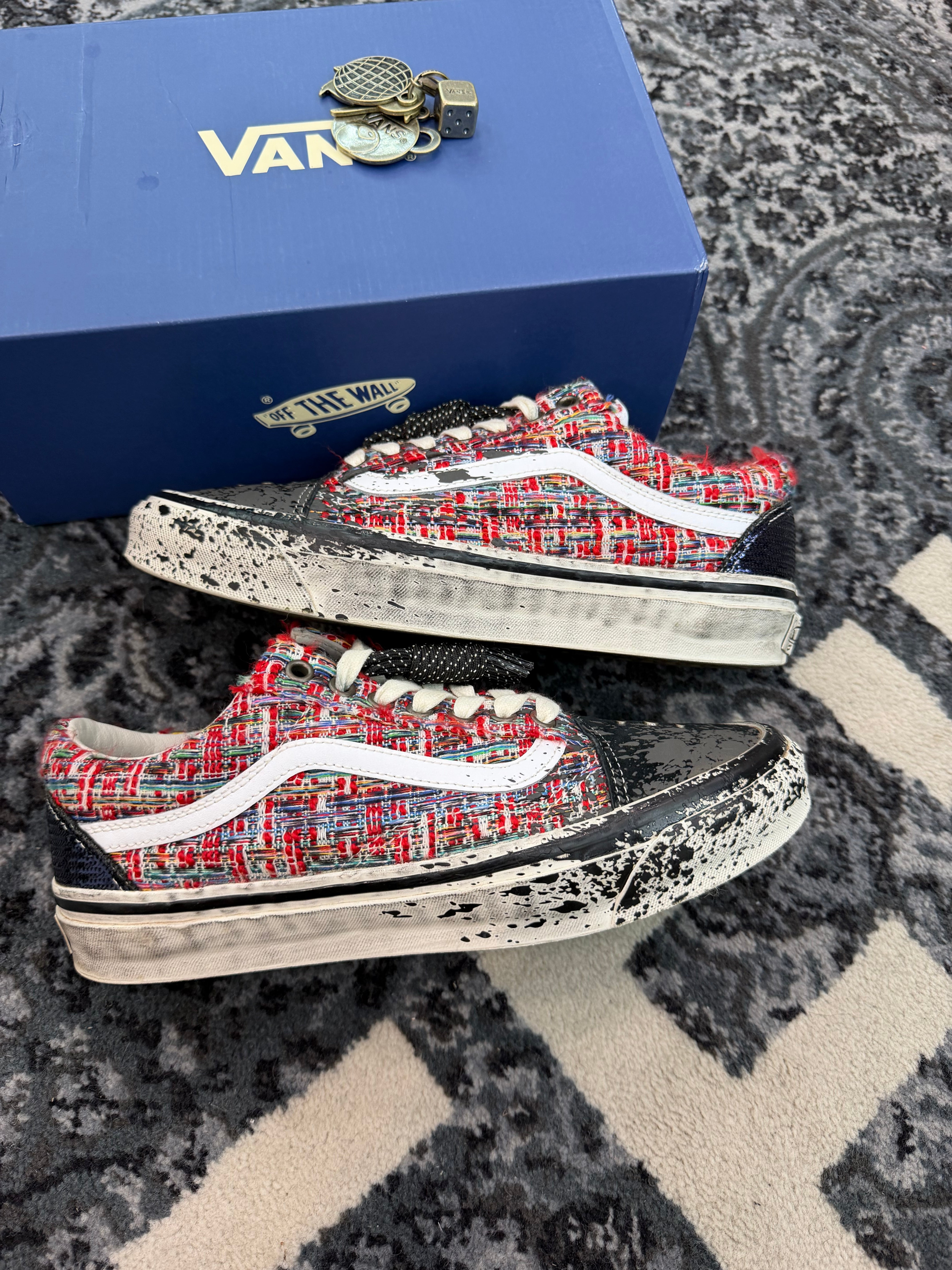 Vans Old Skool Charms Pack “Red Black”
