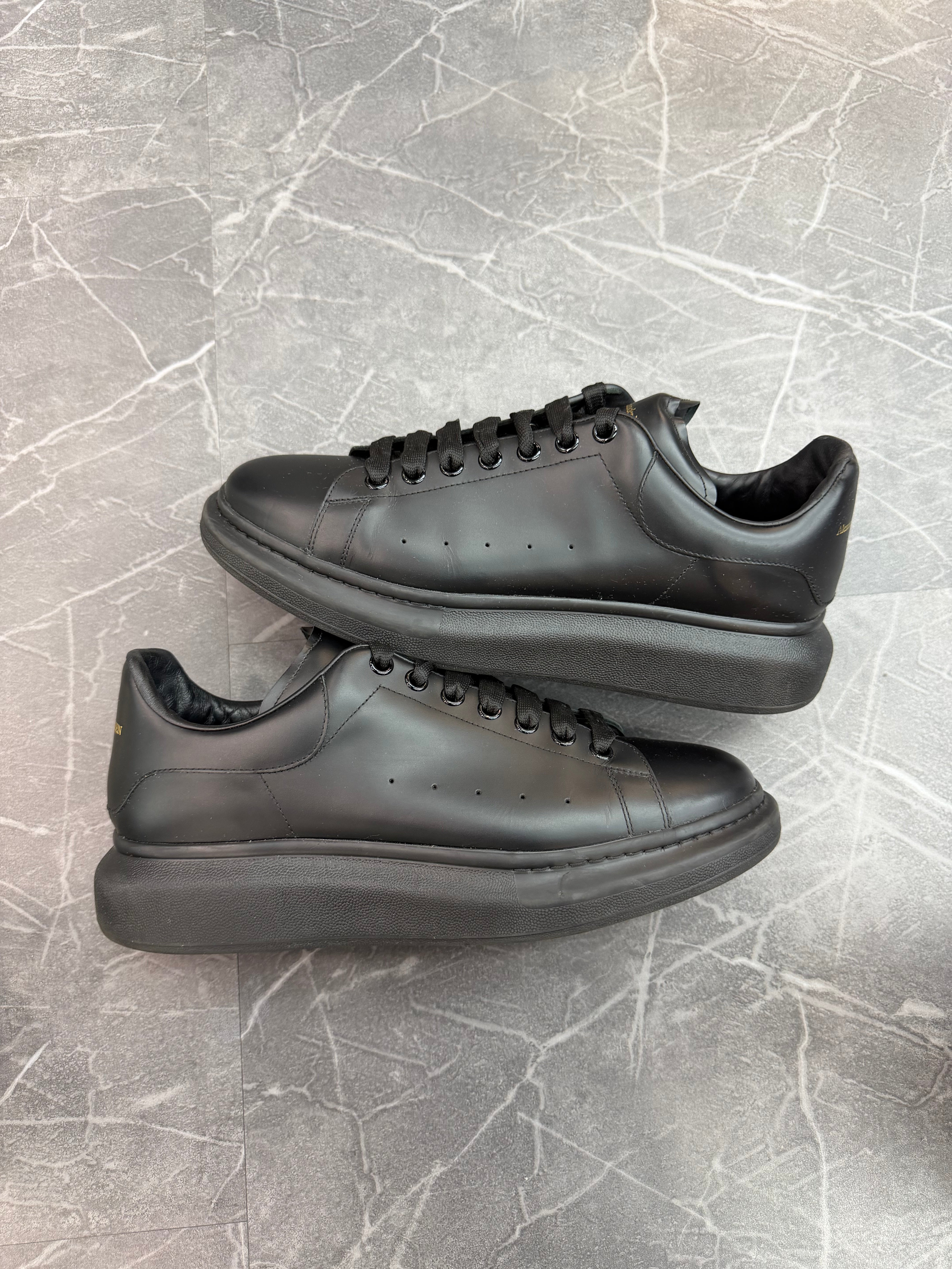 Alexander Mcqueen Sneaker “All Black”