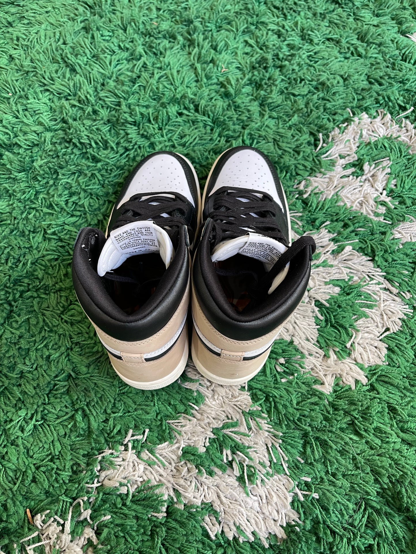 Jordan 1 High “Latte”
