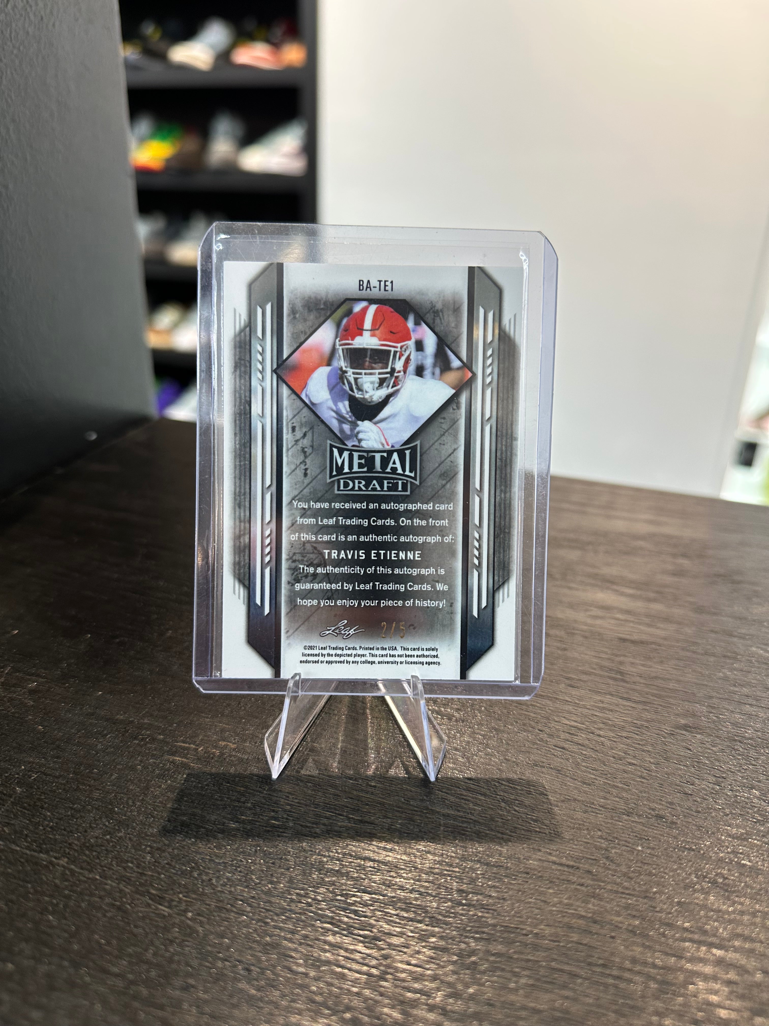 2021 Leaf Metal Draft Travis Entienne Auto #BA-TE1 Pink Mojo /5