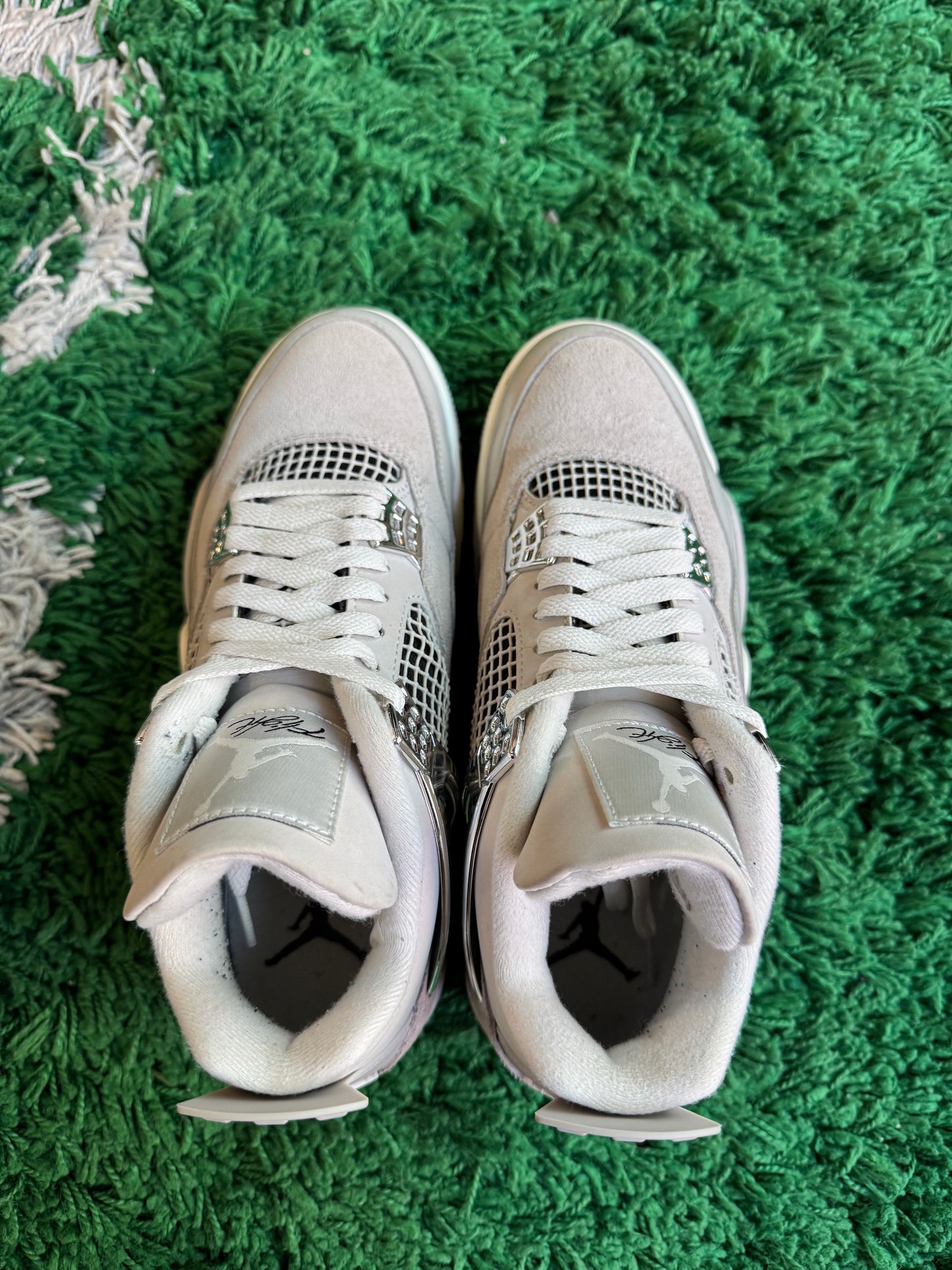 Jordan 4 “Frozen Moments”