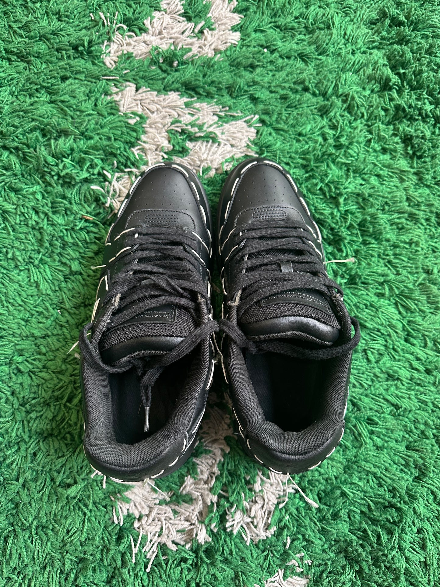 Off White Out Of Office “Black Tie”