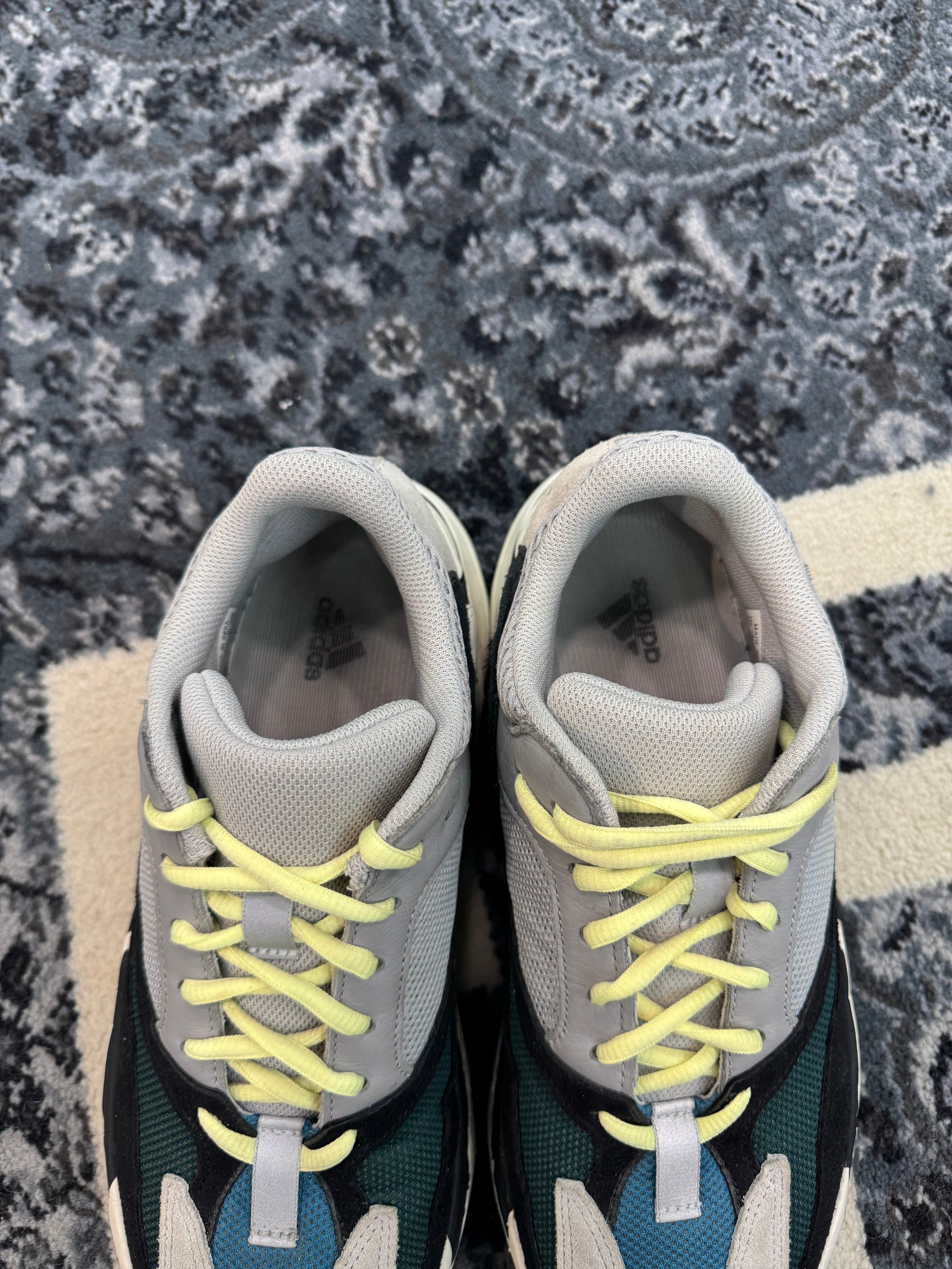 Yeezy 700 “Waverunner”