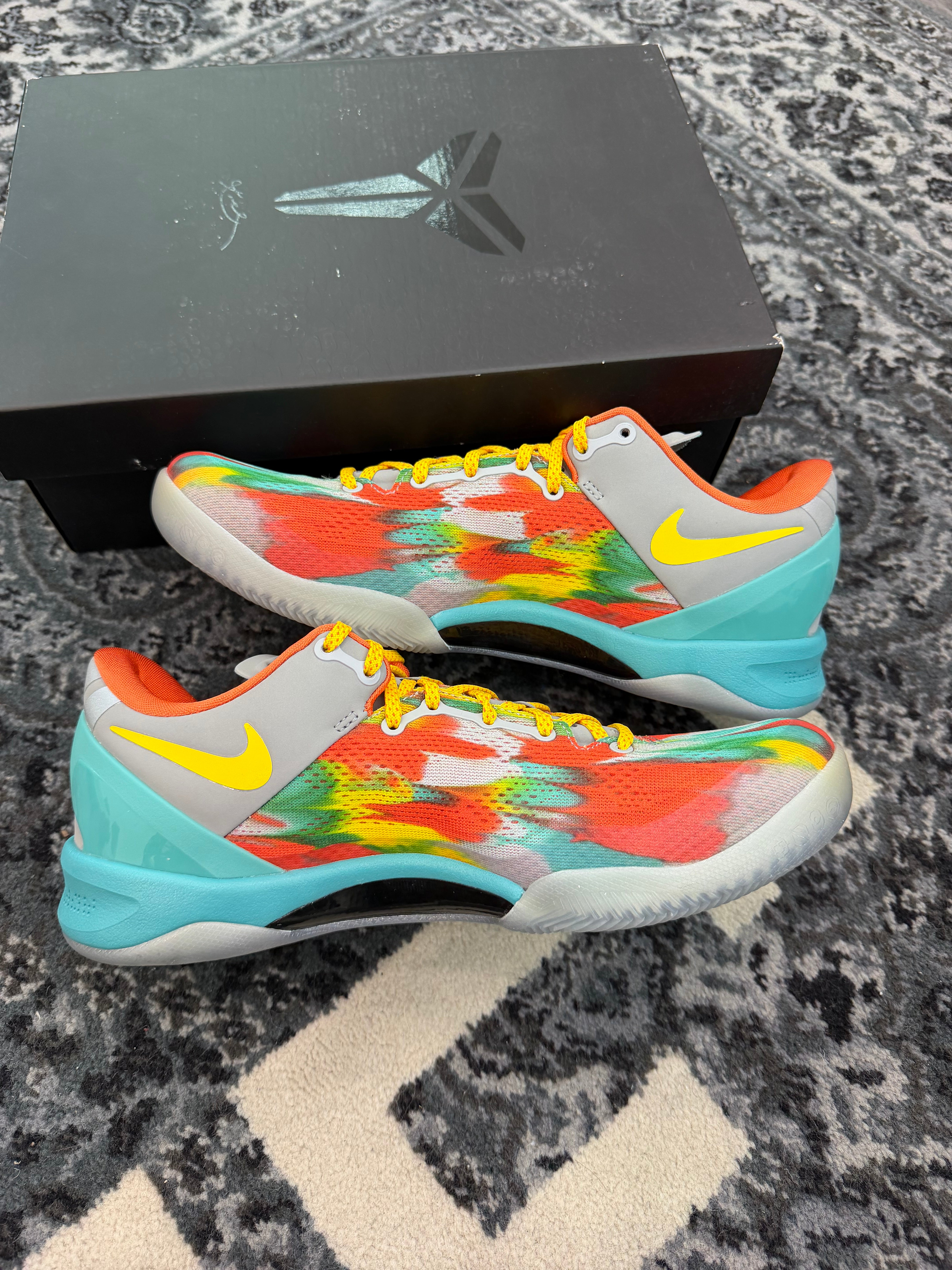 Kobe 6 Protro “Venice Beach”
