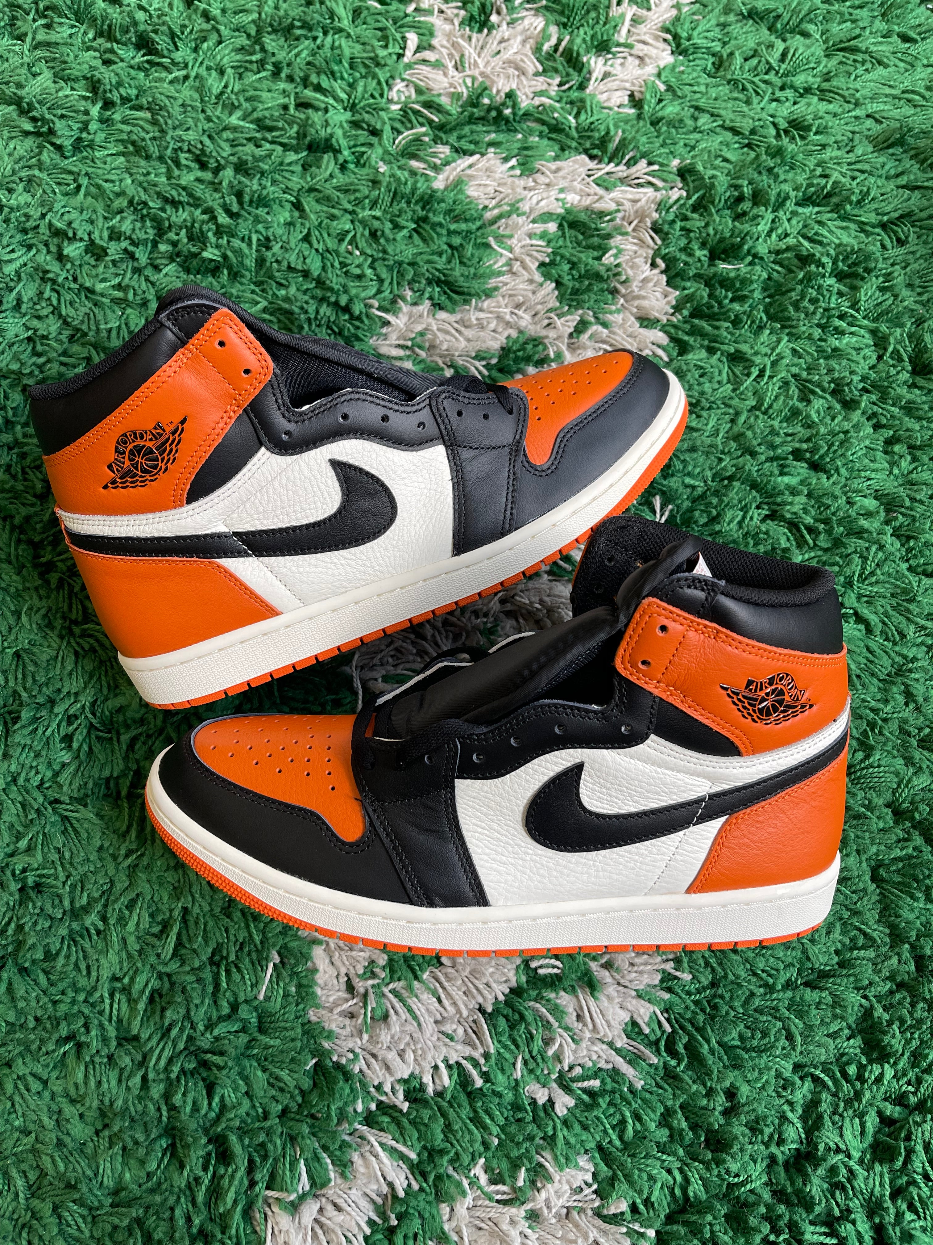 Jordan 1 High “Shattered Backboard”