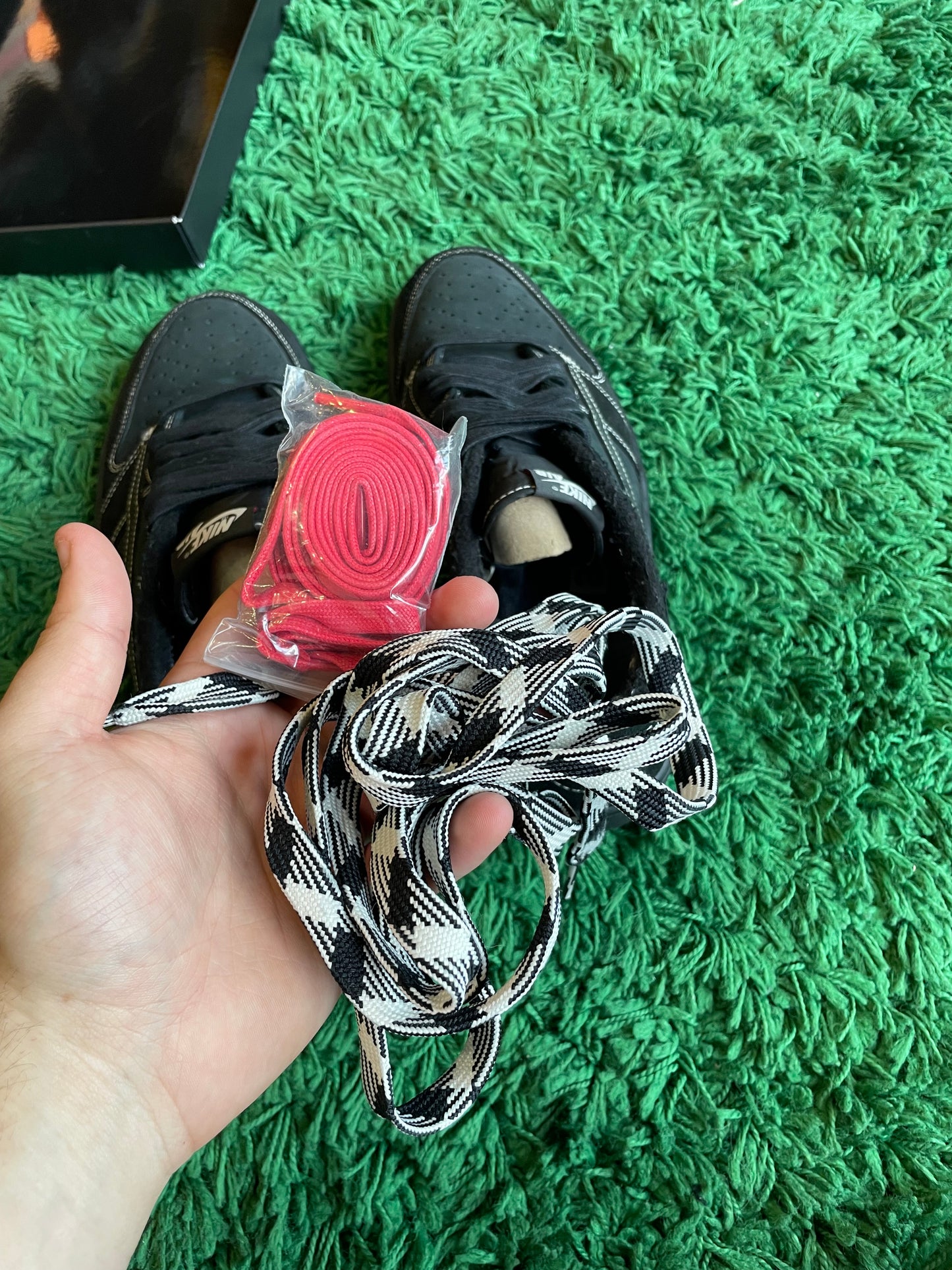 Jordan 1 Low x Travis Scott “Phantom”