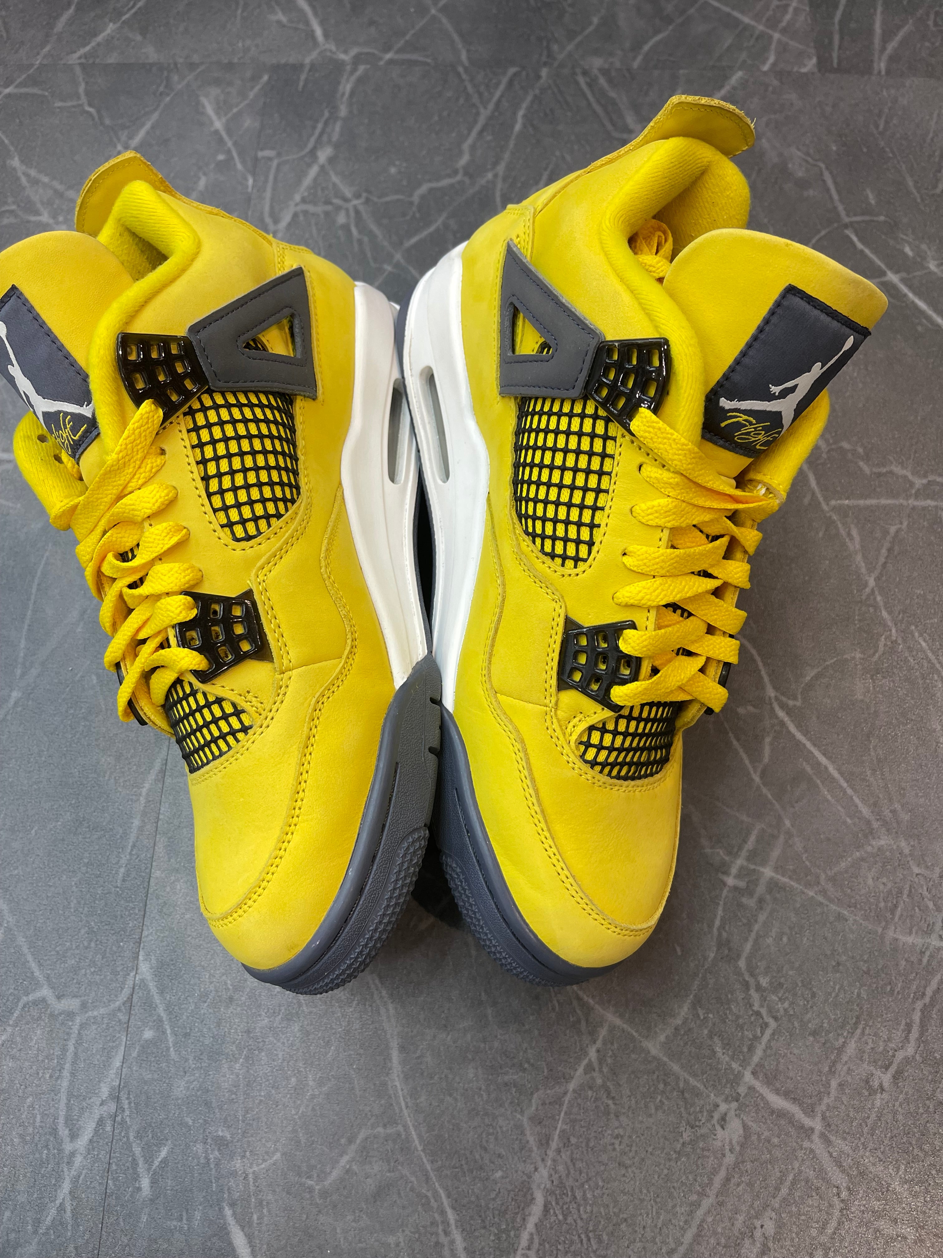 Jordan 4 “Lightning”