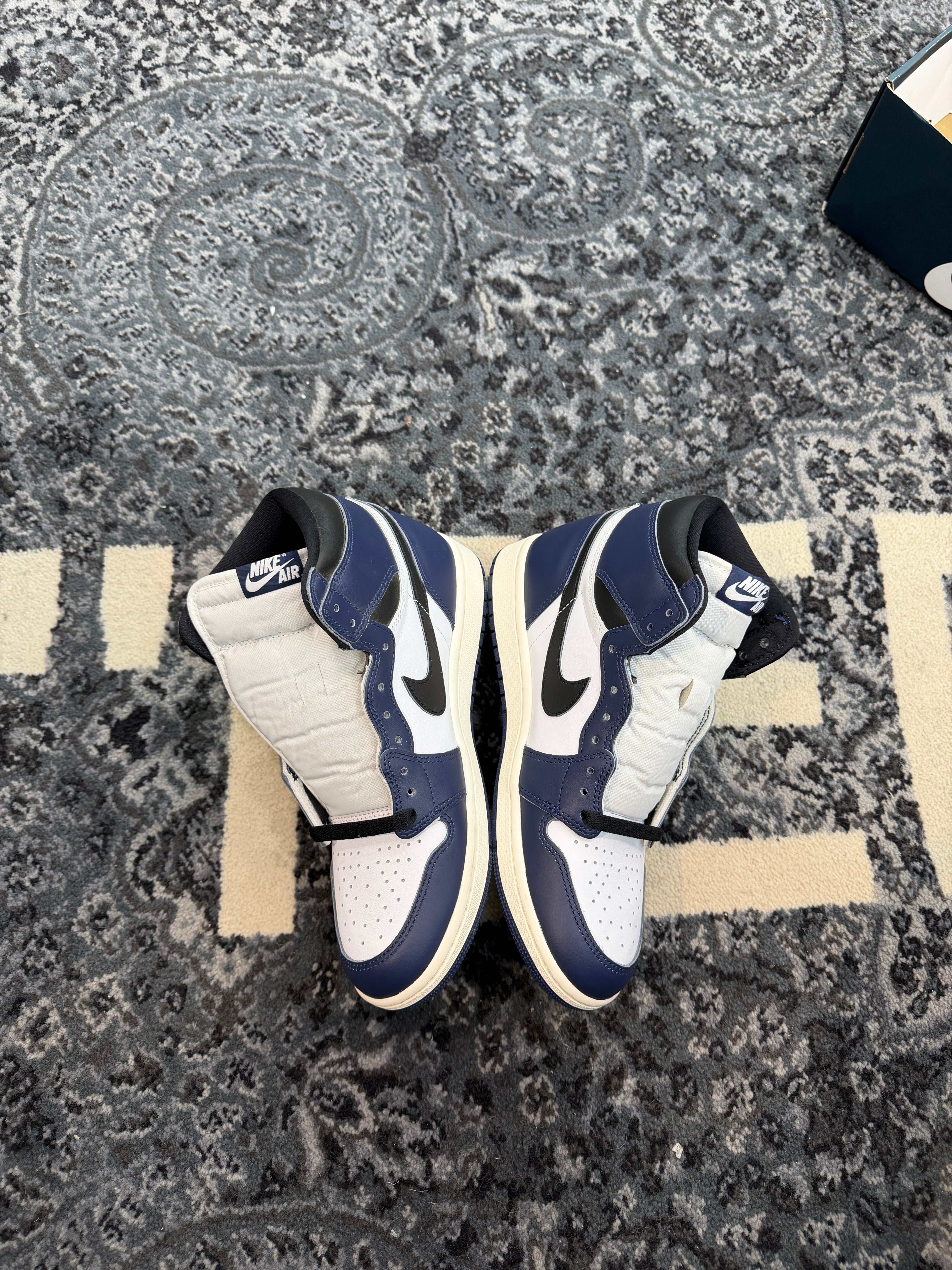 Jordan 1 High “Midnight Navy”