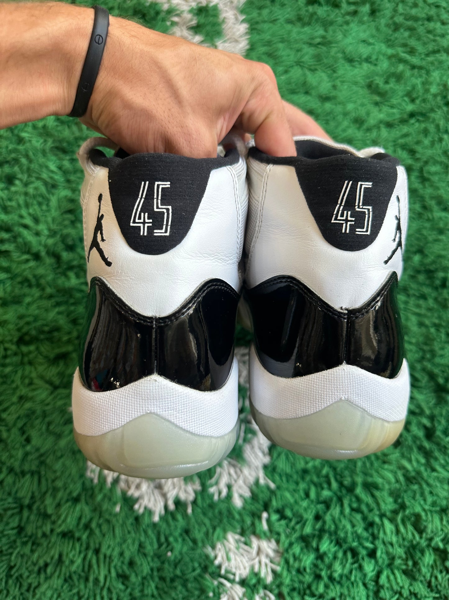 Jordan 11 High “Concord”