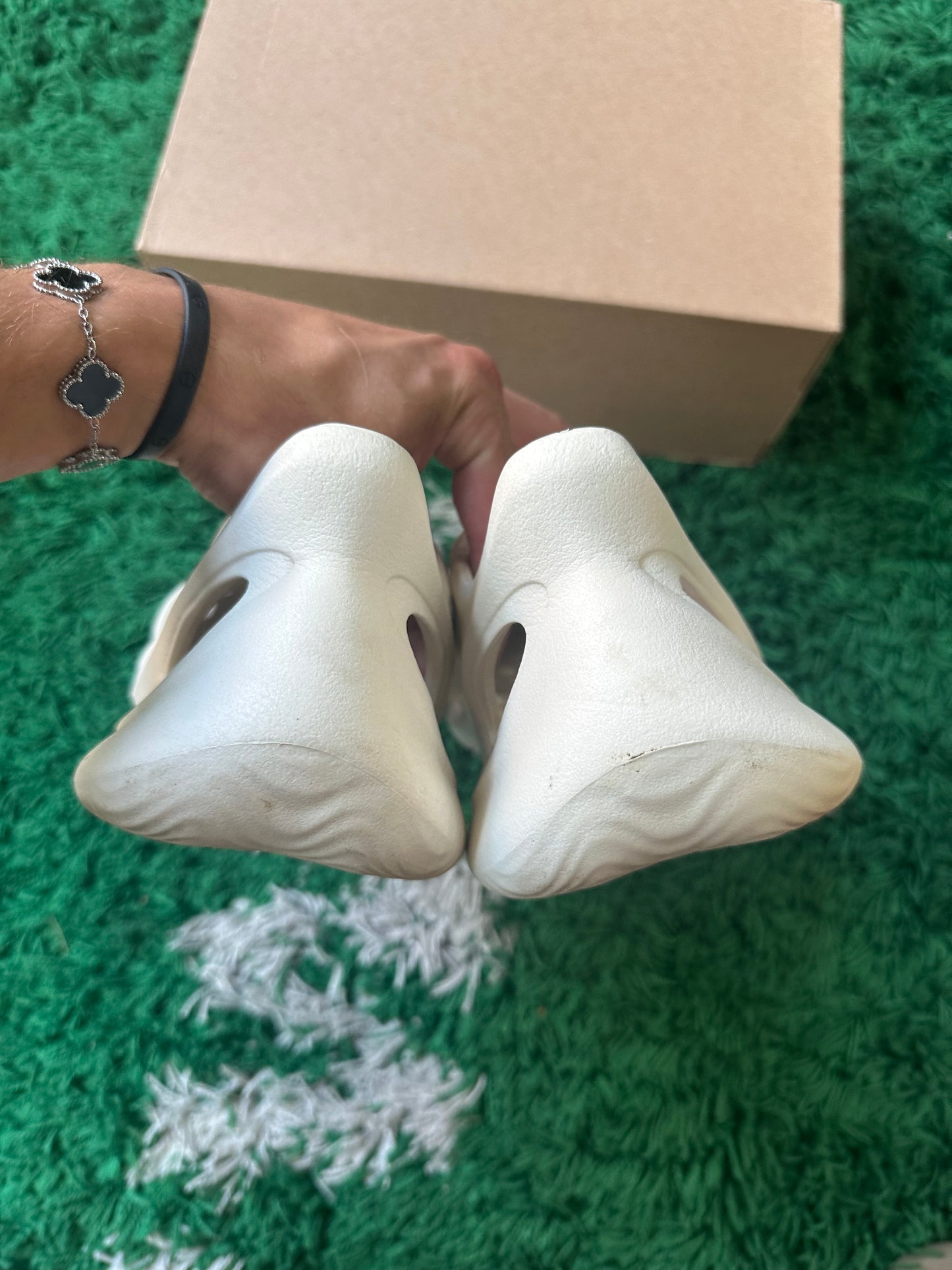 Yeezy Foam Runner “Sand”