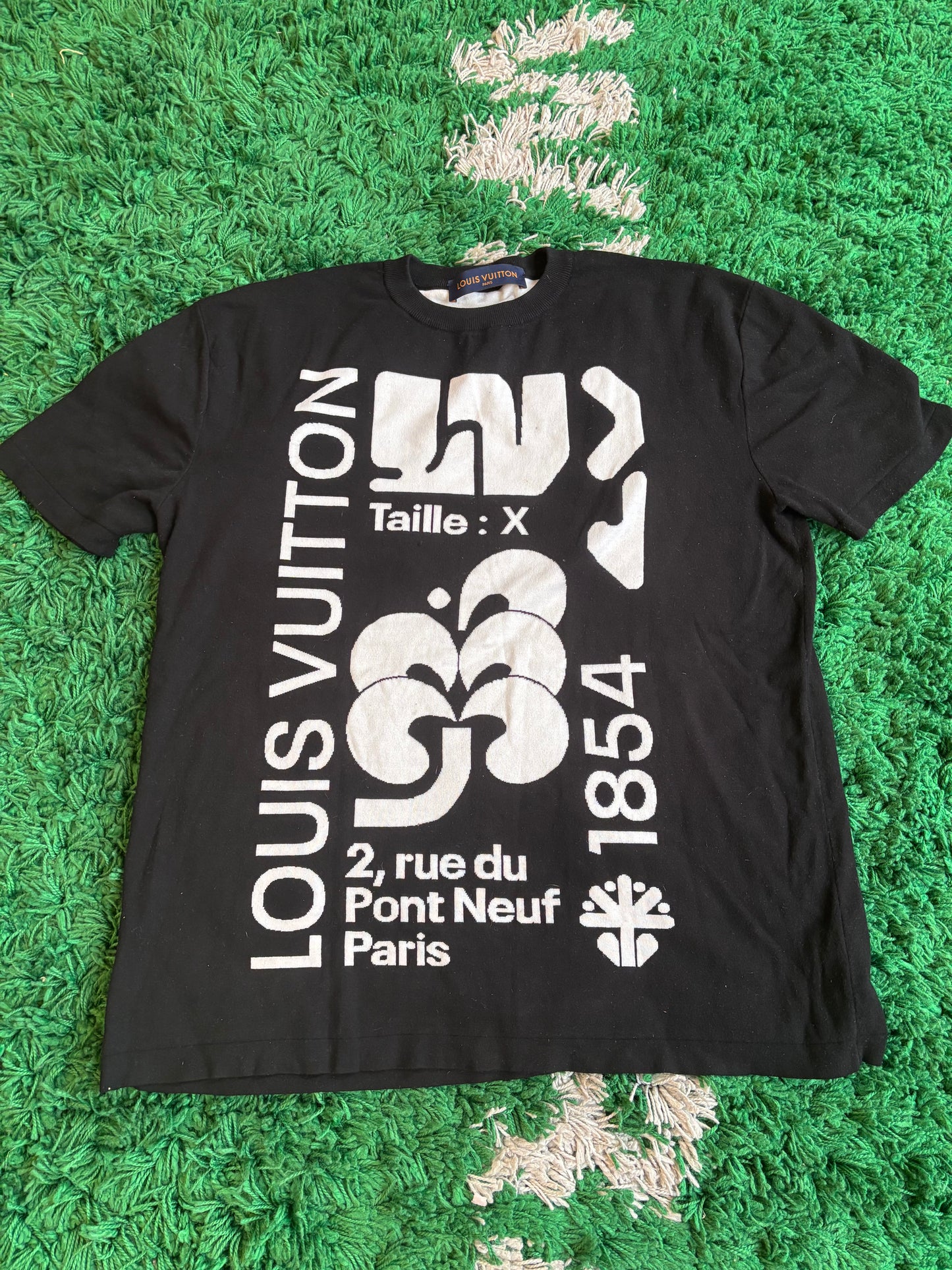Louis Vuitton Aricles De Voyage Tee