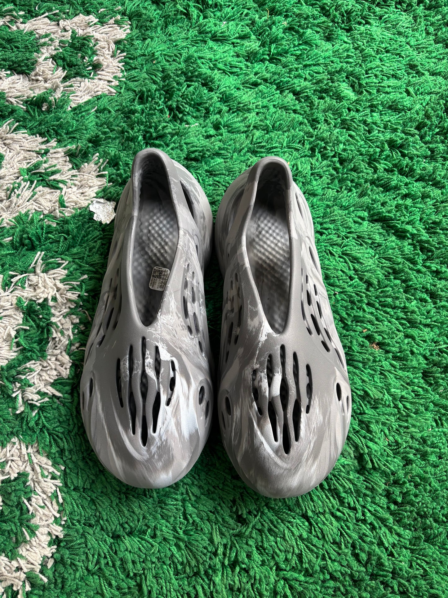 Yeezy Foam Runner “MX Granite”