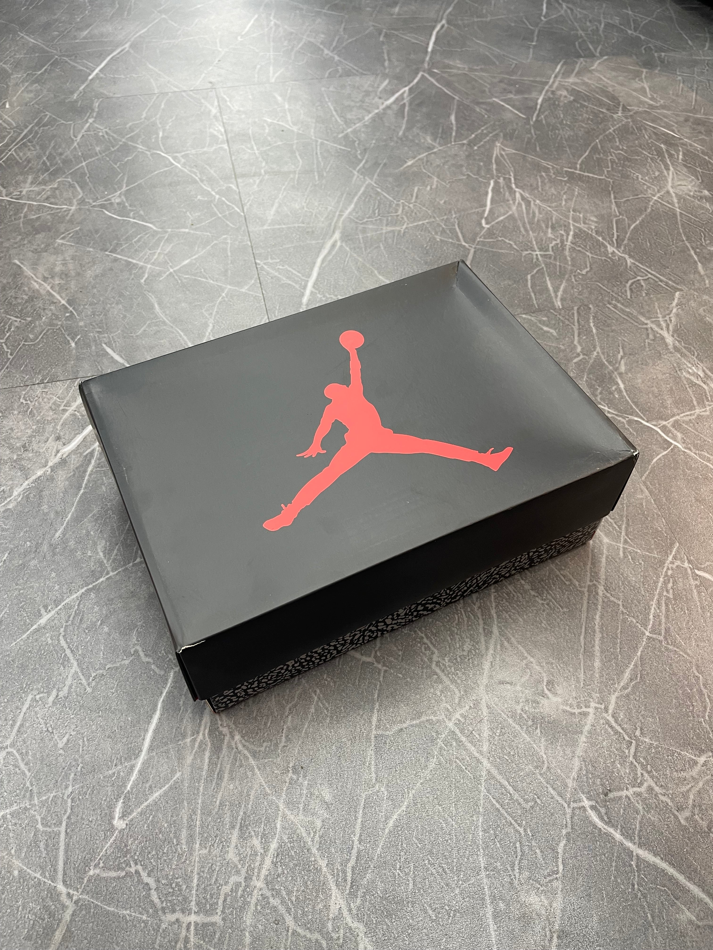 Jordan 3 “Pure Money”
