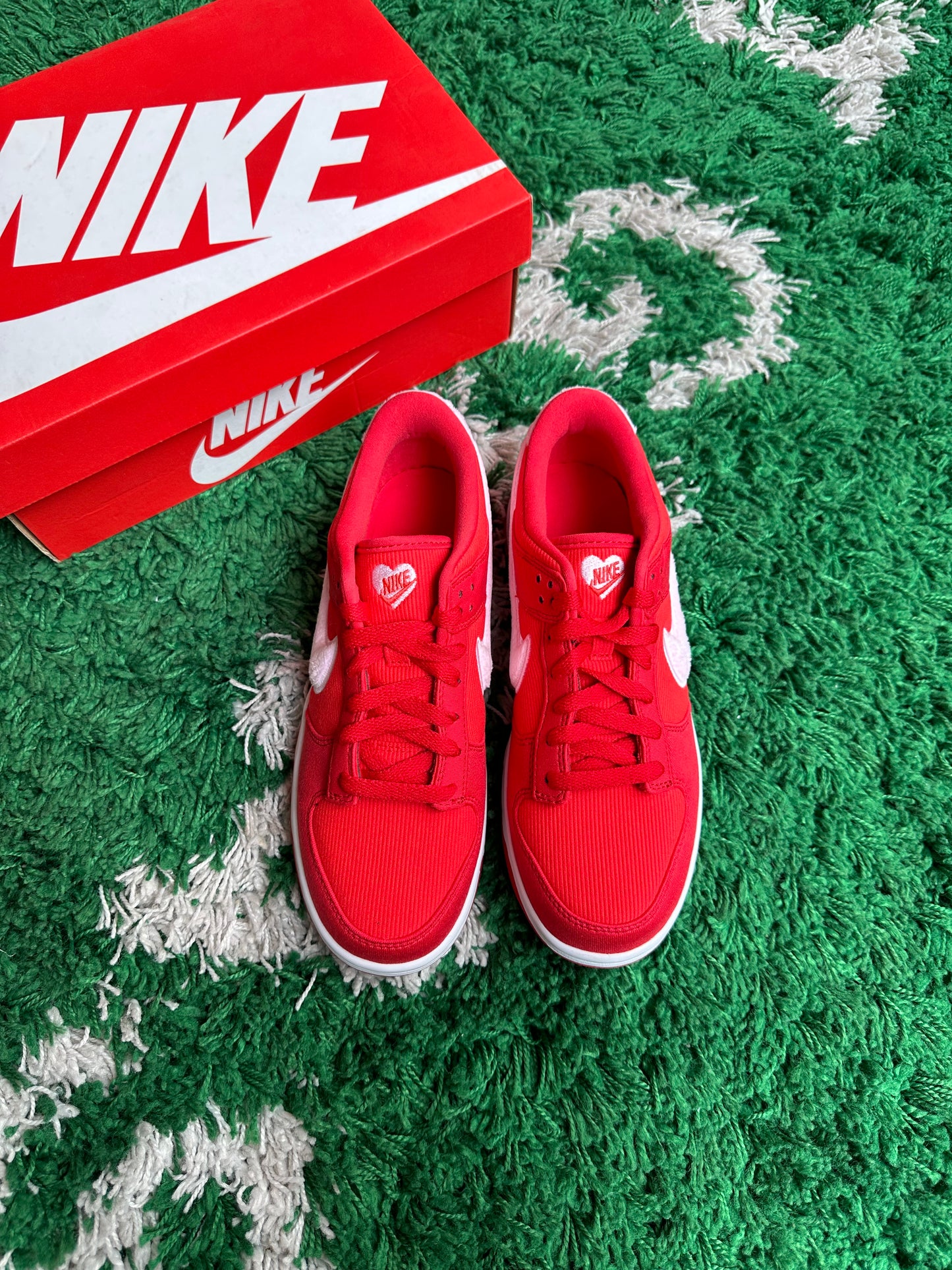 Nike Dunk Low “Valentine’s Day” (2024)