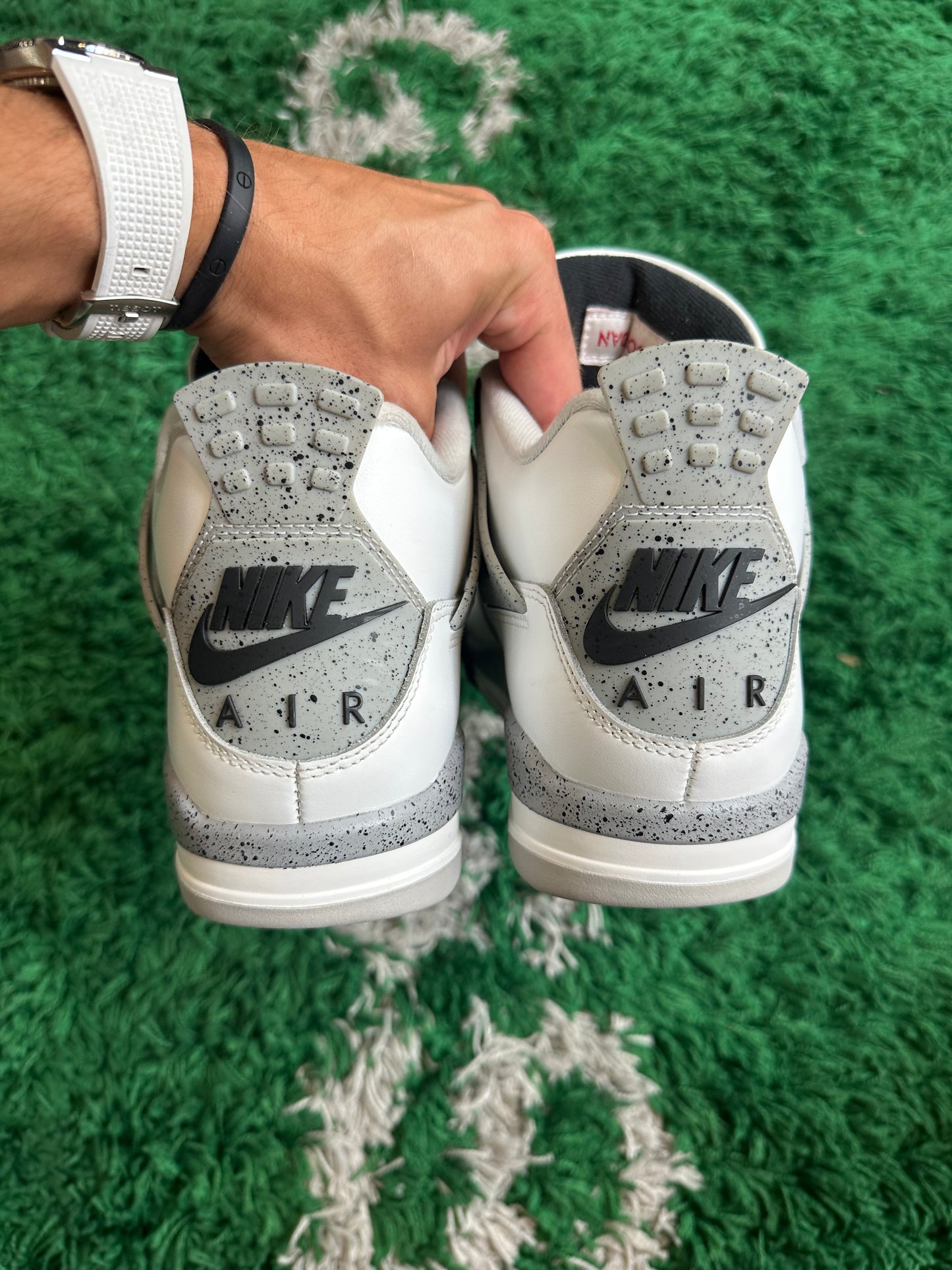 Jordan 4 “White Cement”