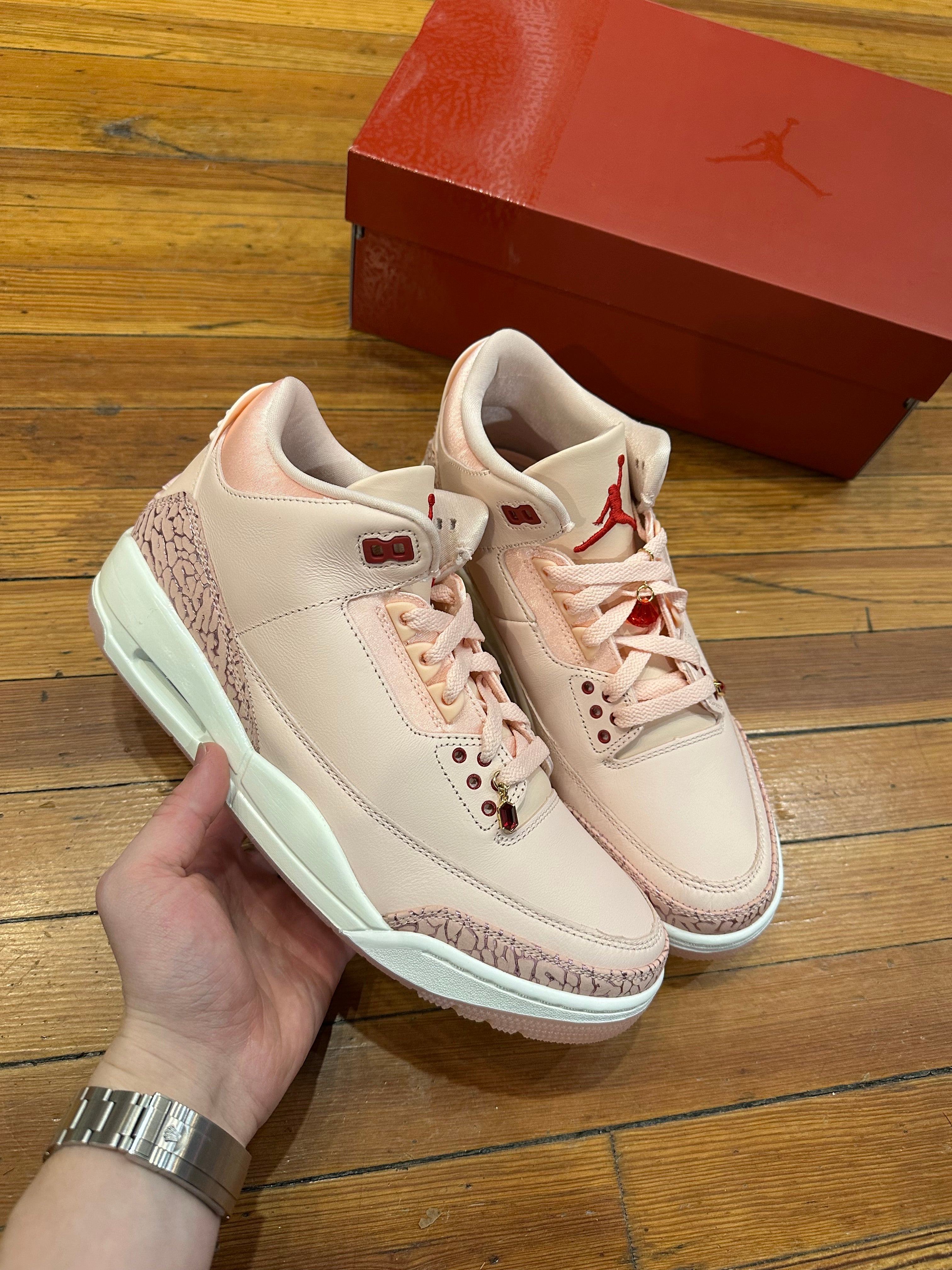Jordan 3 “Valentine’s Day” Treat Yourself