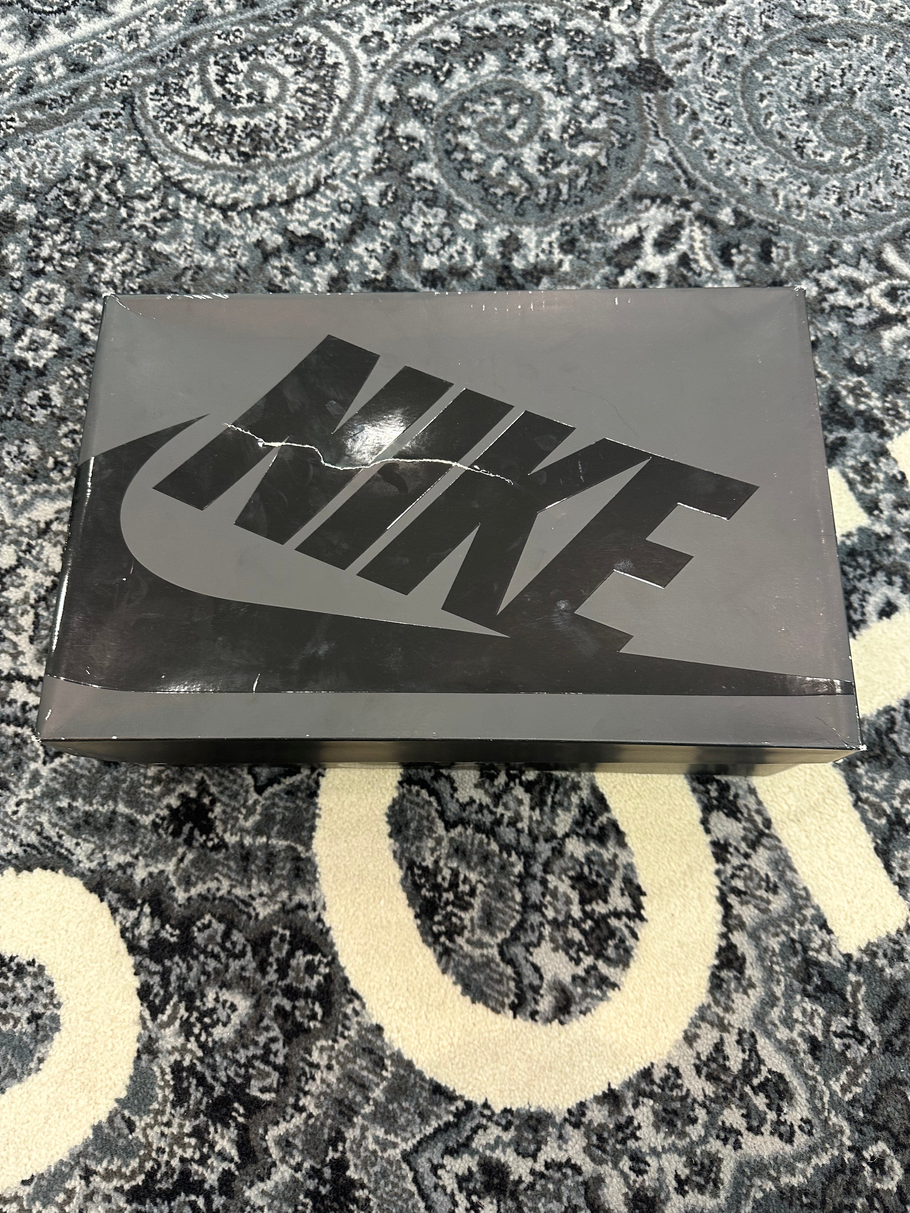 Nike Air Foamposite One “Deep Royal”