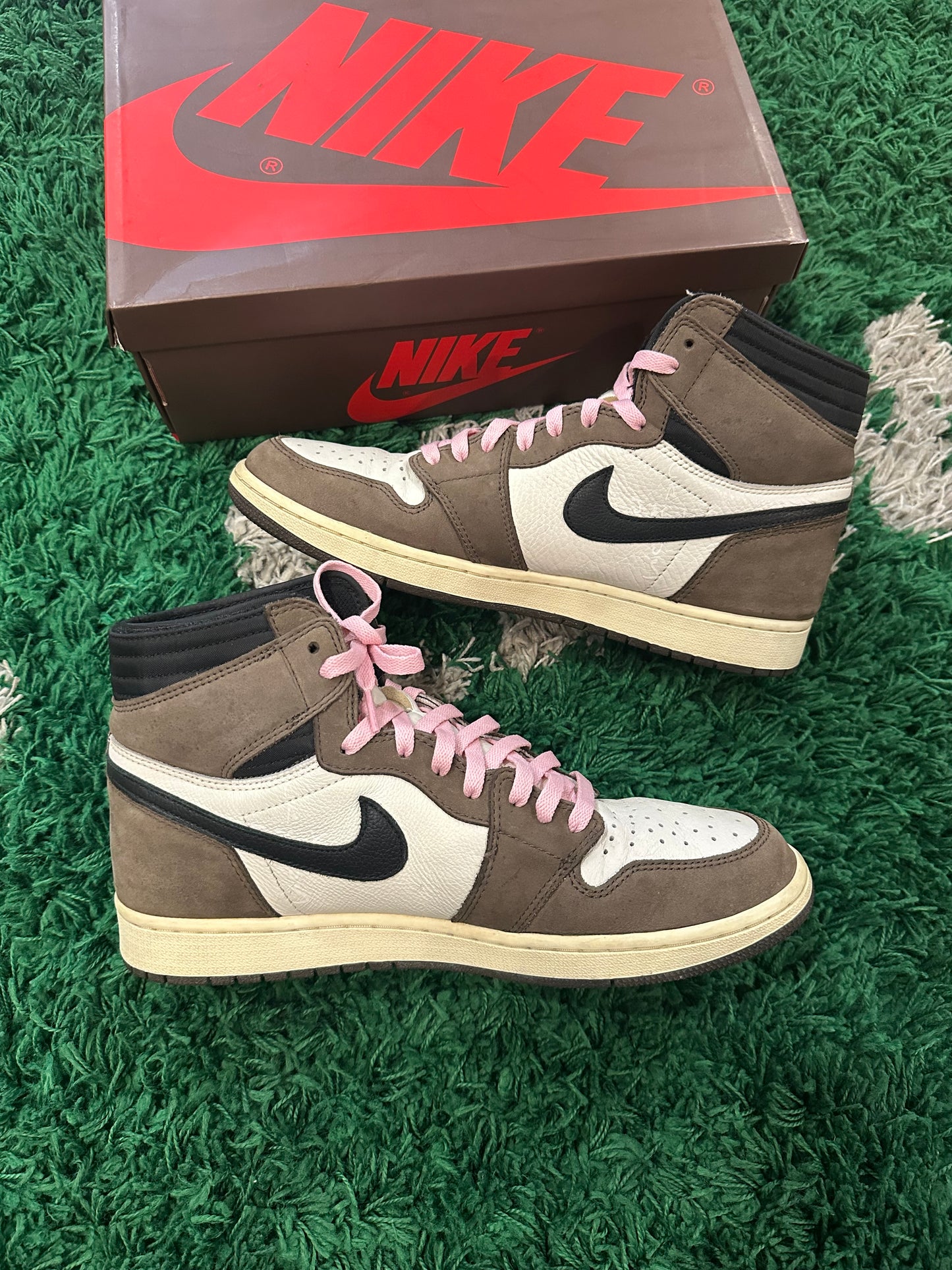 Jordan 1 Travis Scott High “Mocha”