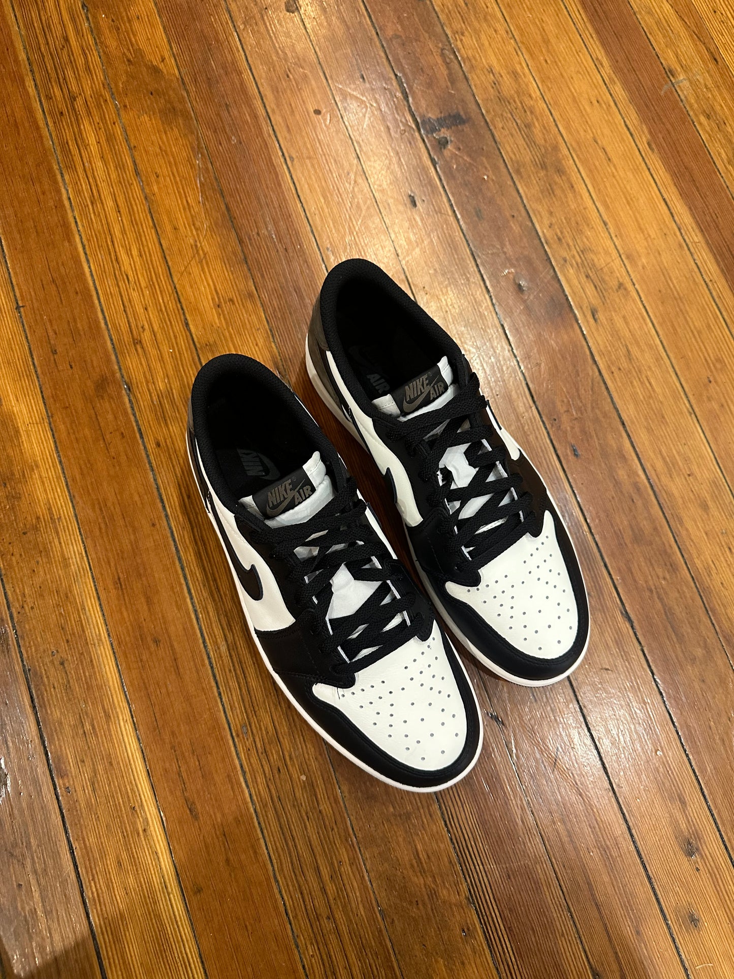Jordan 1 Low “Mocha”