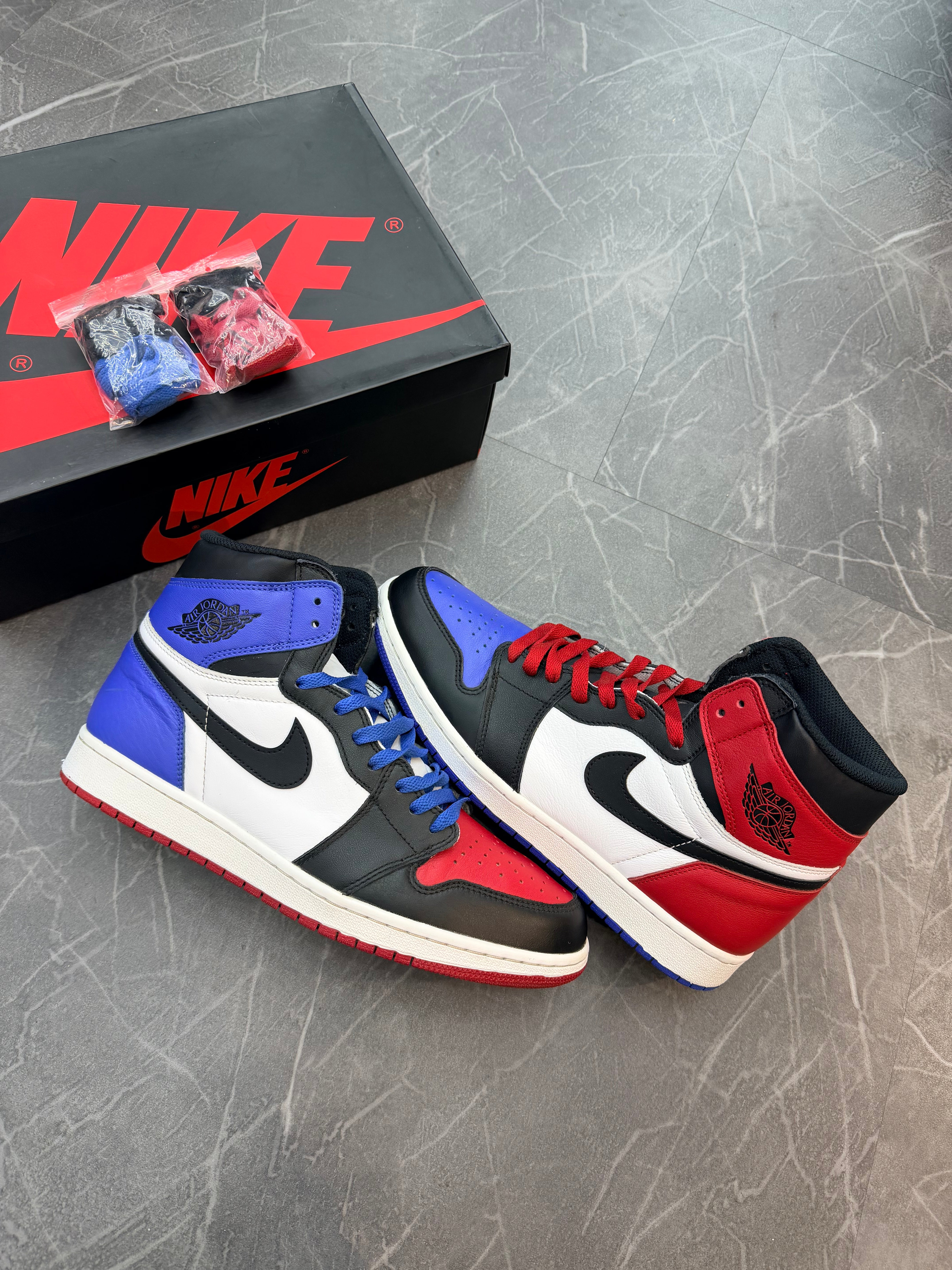 Jordan 1 High “Top 3”