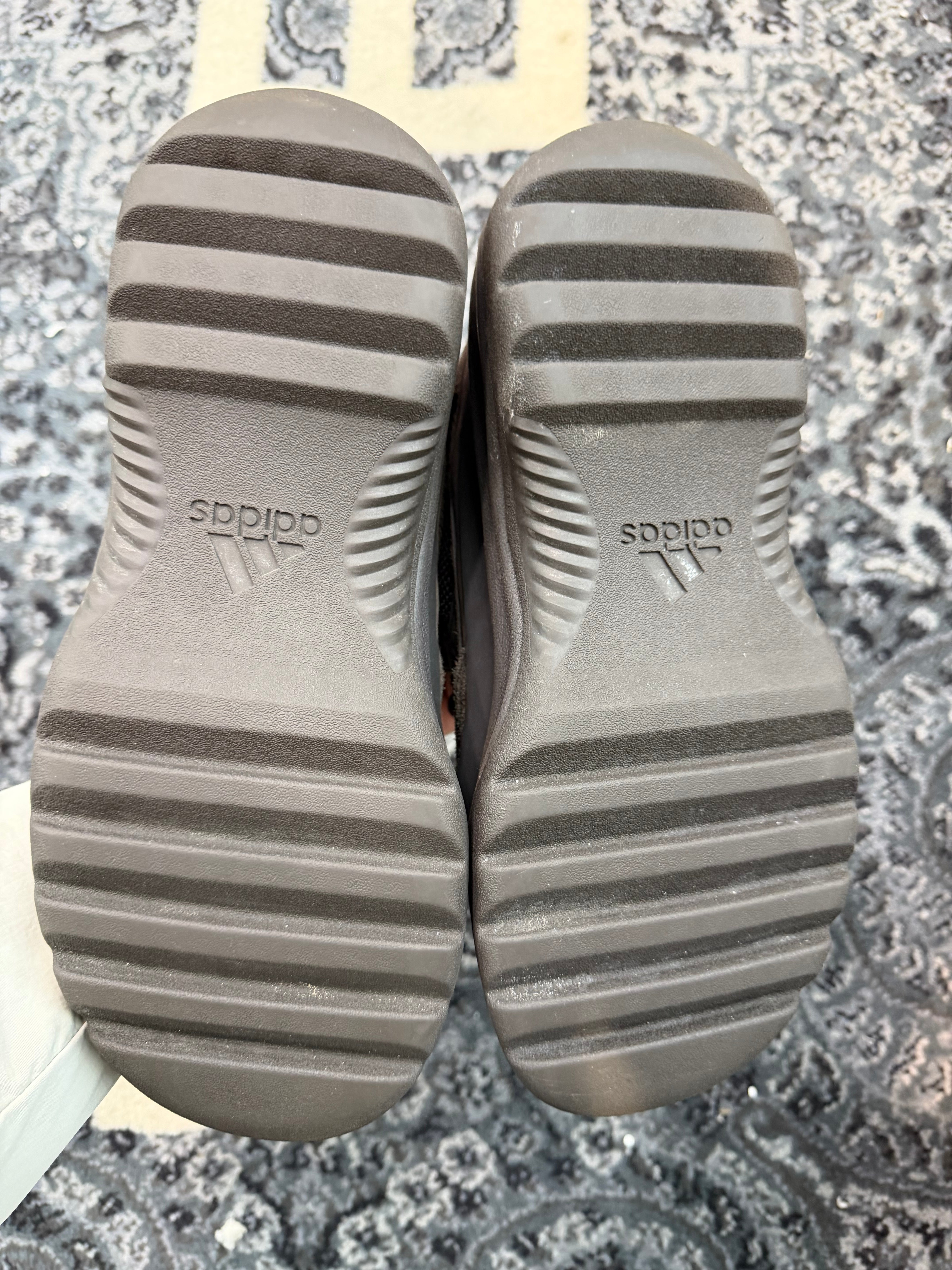 Yeezy Desert Boot “Oil”