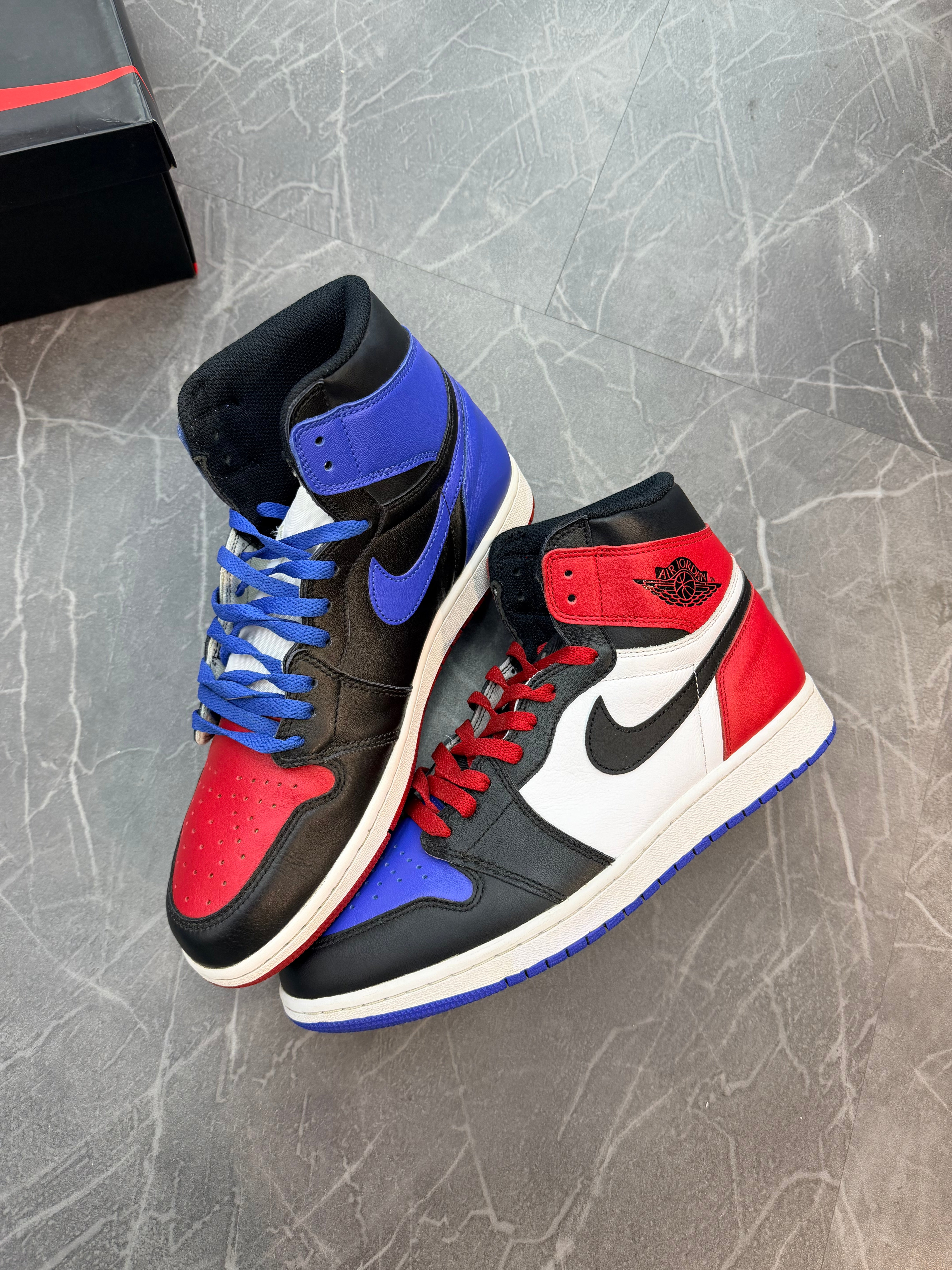 Jordan 1 High “Top 3”