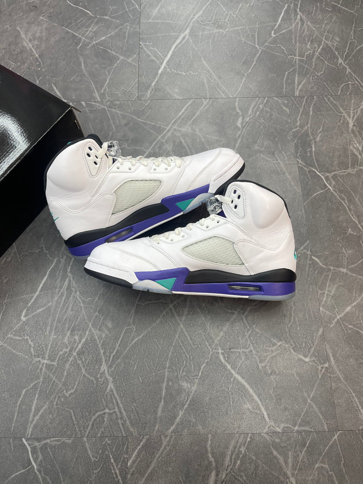 Jordan 5 “Grape”
