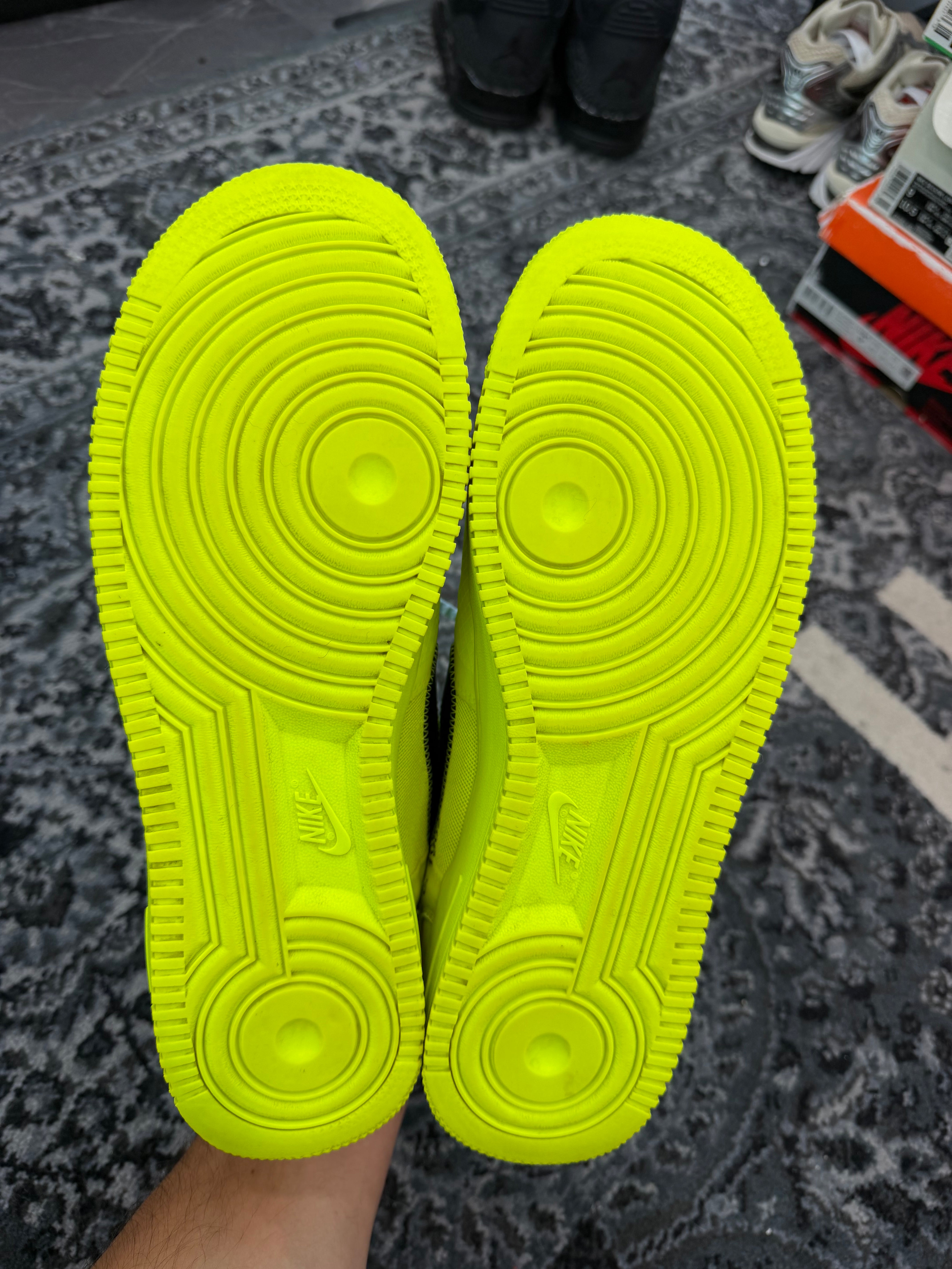 Nike Air Force 1 Low x Off White “Volt”