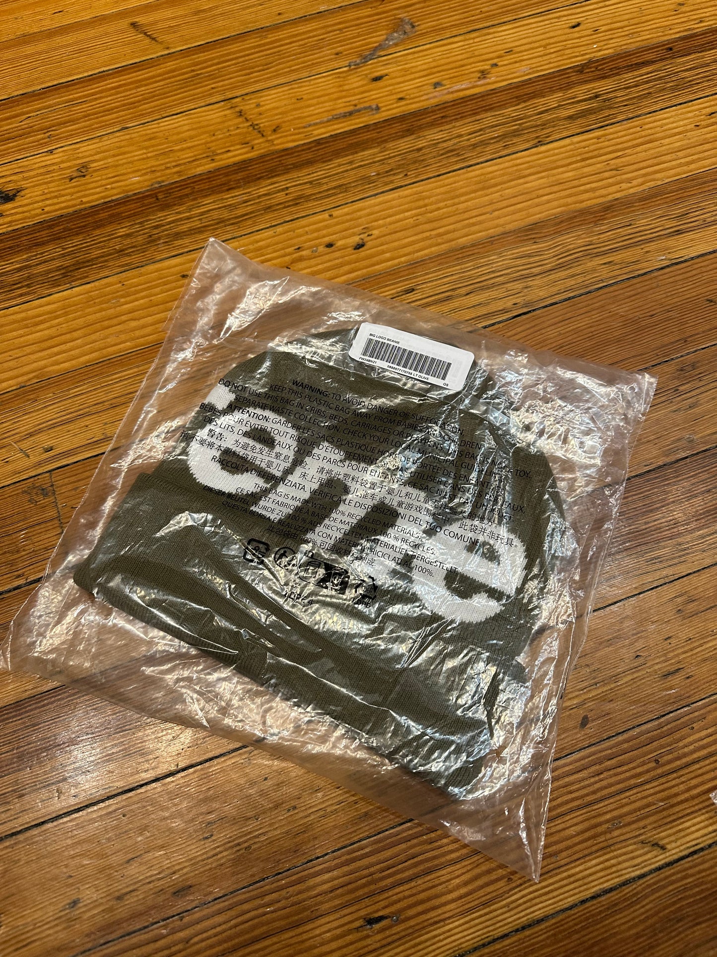 Supreme Beanie Big Logo “Olive”
